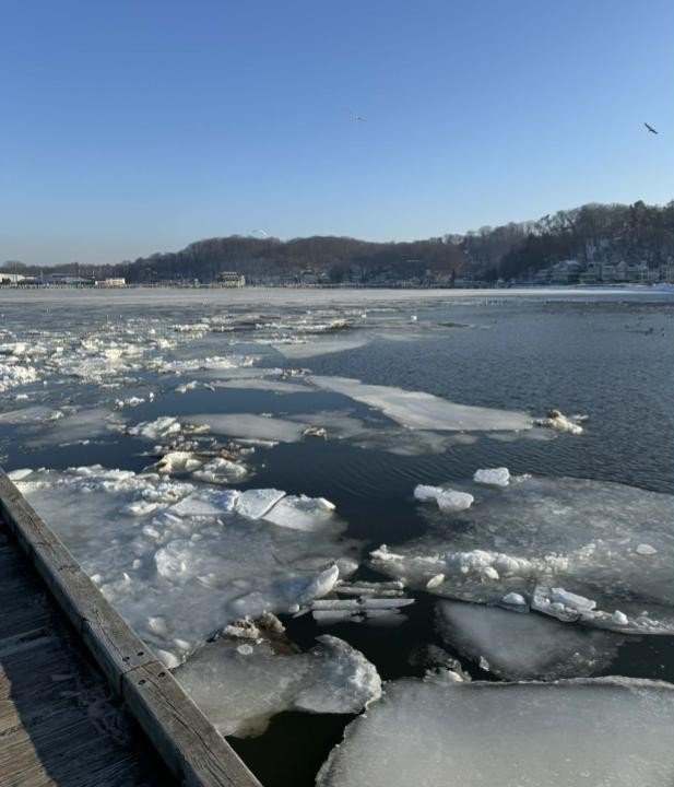 Holland ice off boardwalk.jpg
