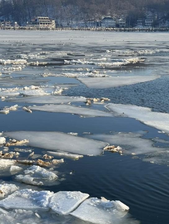 Holand ice blocks.jpg