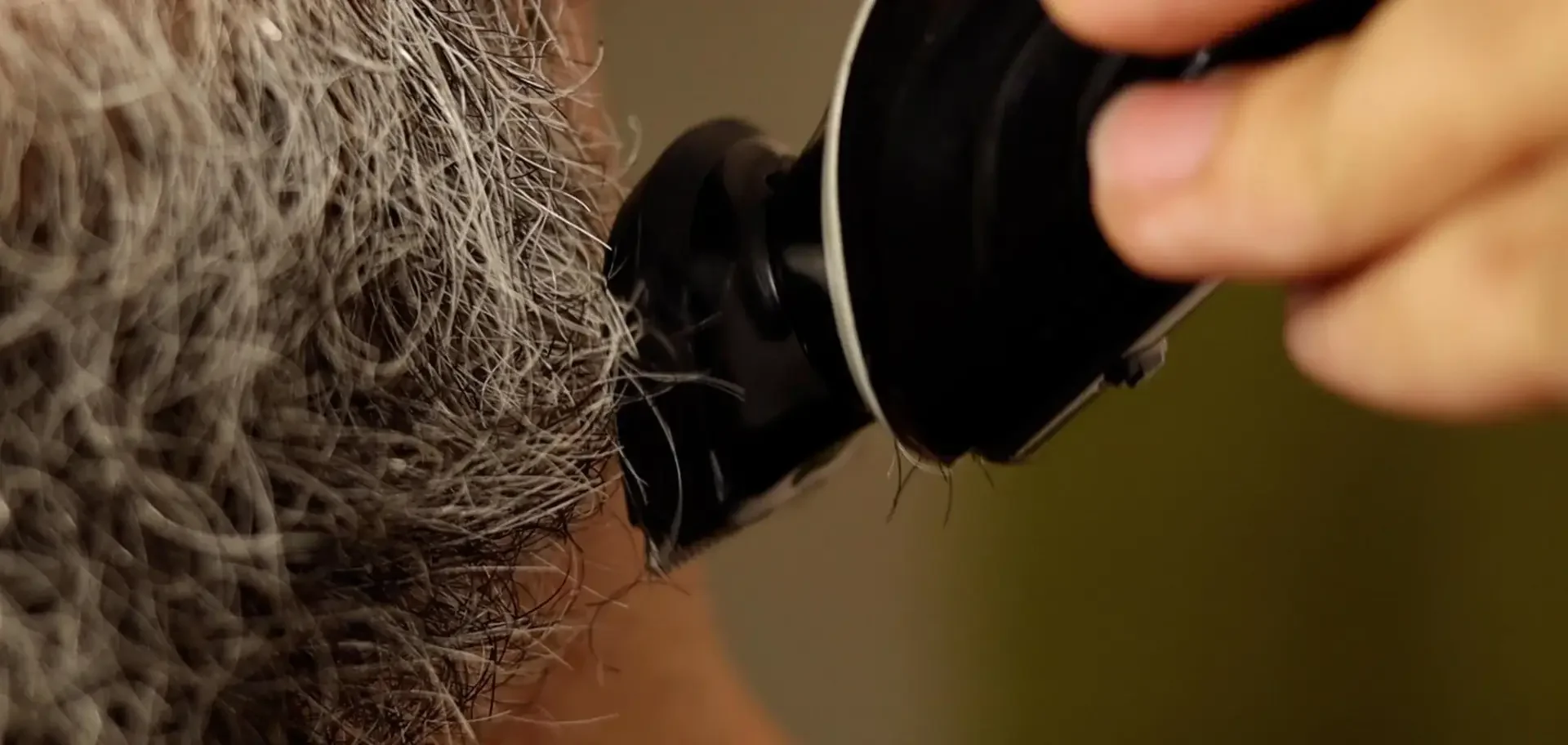 Manutenção de uma Barba Lenhador em Casa