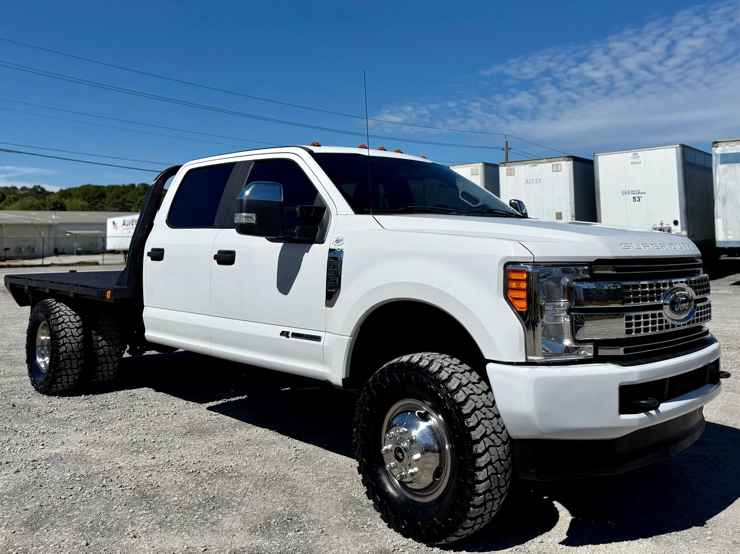 2019 Ford F-350 Super Duty Chassis Cab XL - Photo 10