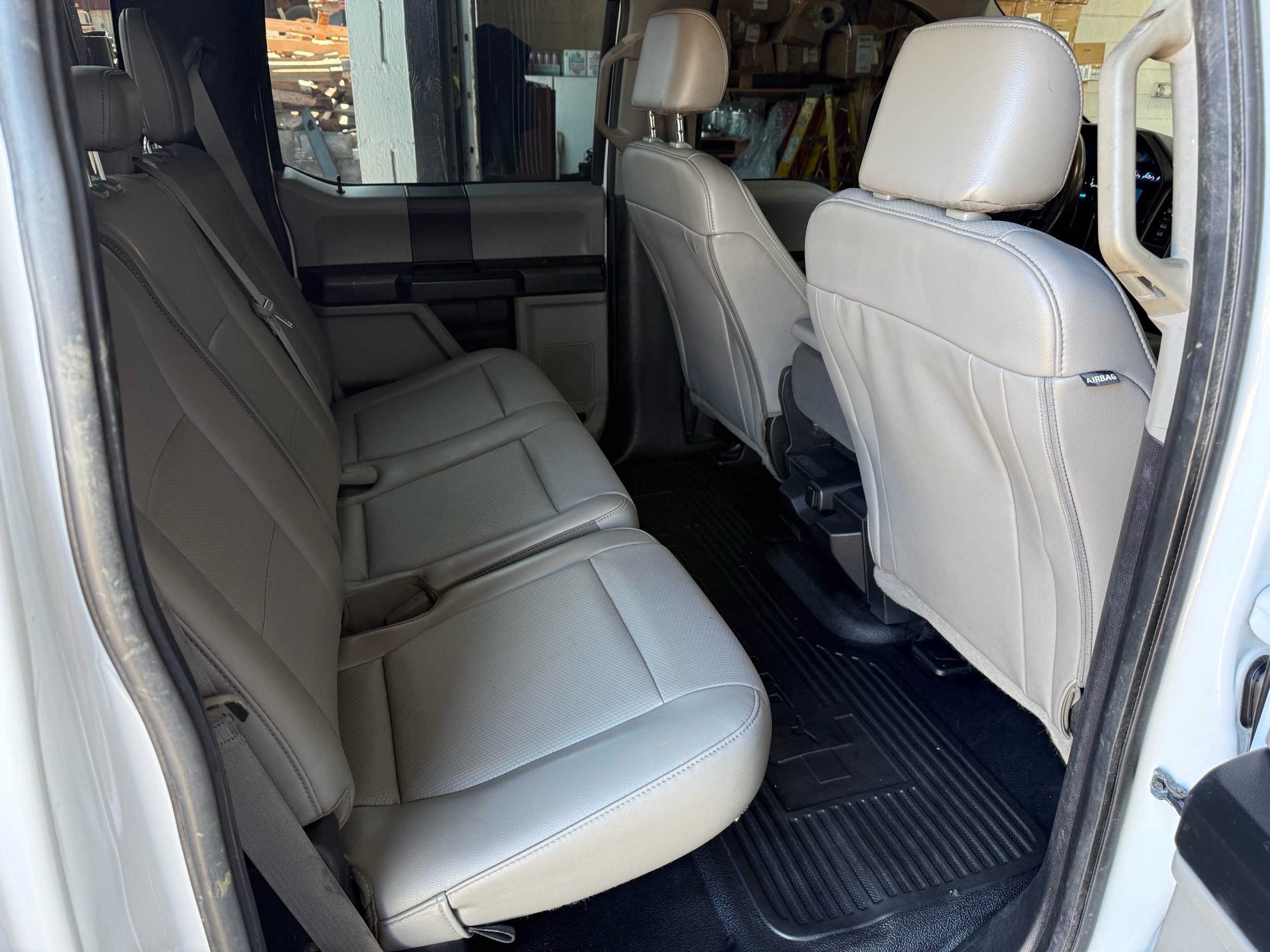 2019 Ford F-350 Super Duty Chassis Cab XL - Photo 15
