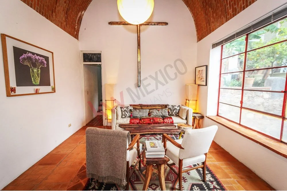 20-S-3- Sala Cruz.jpg