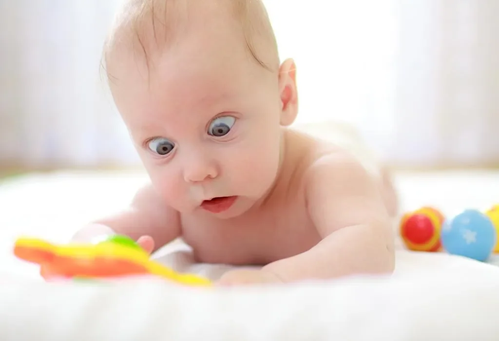 Why-do-babies-stare.webp