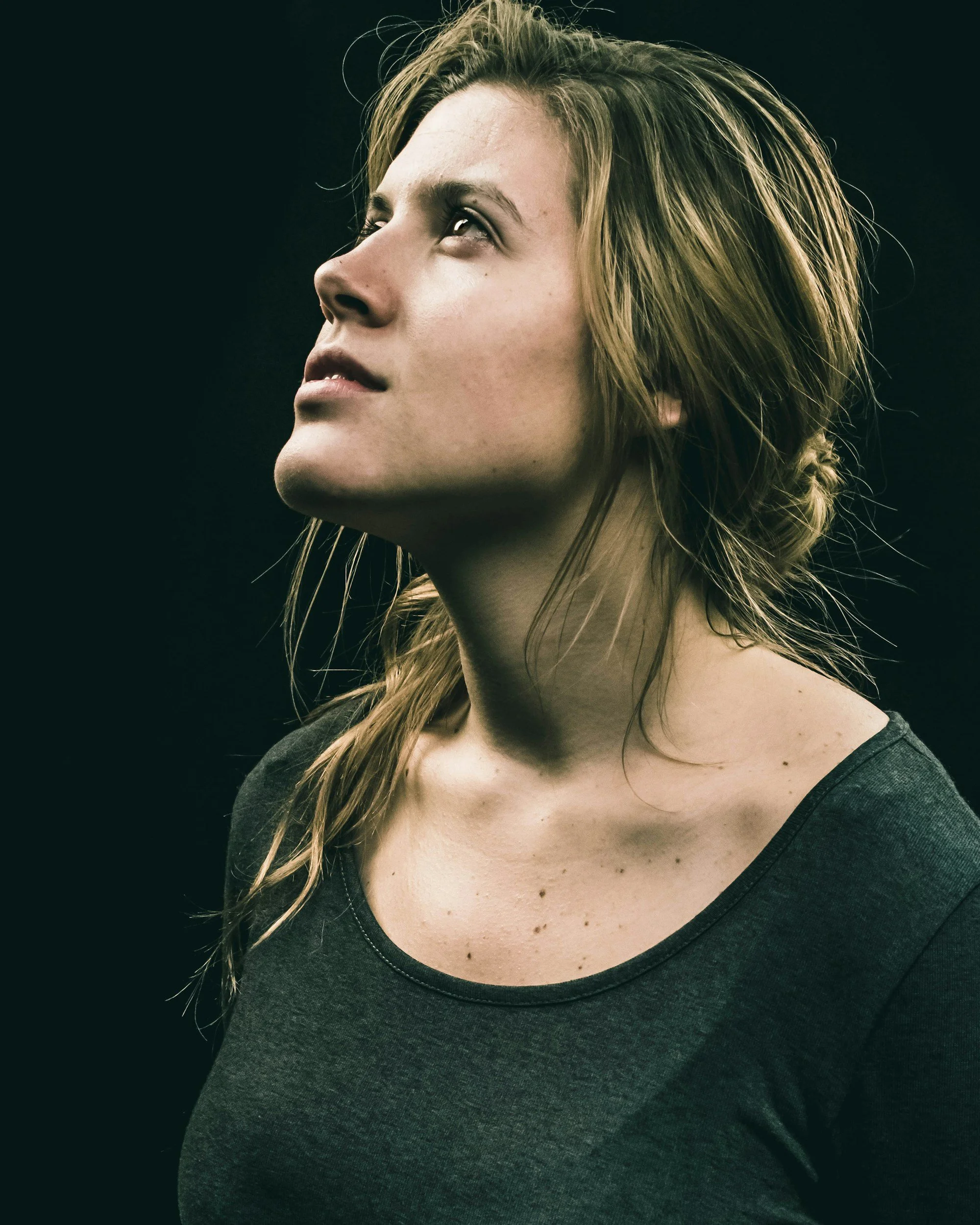 Fix Your Eyes on Jesus The Difference Between a Glimpse and a Gaze