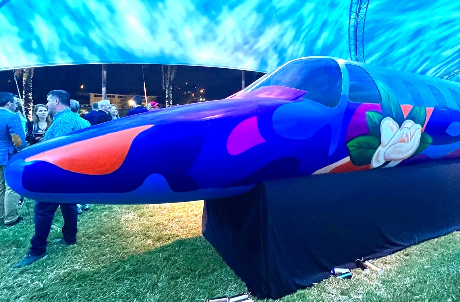 Custom painted jet model for airplane convention