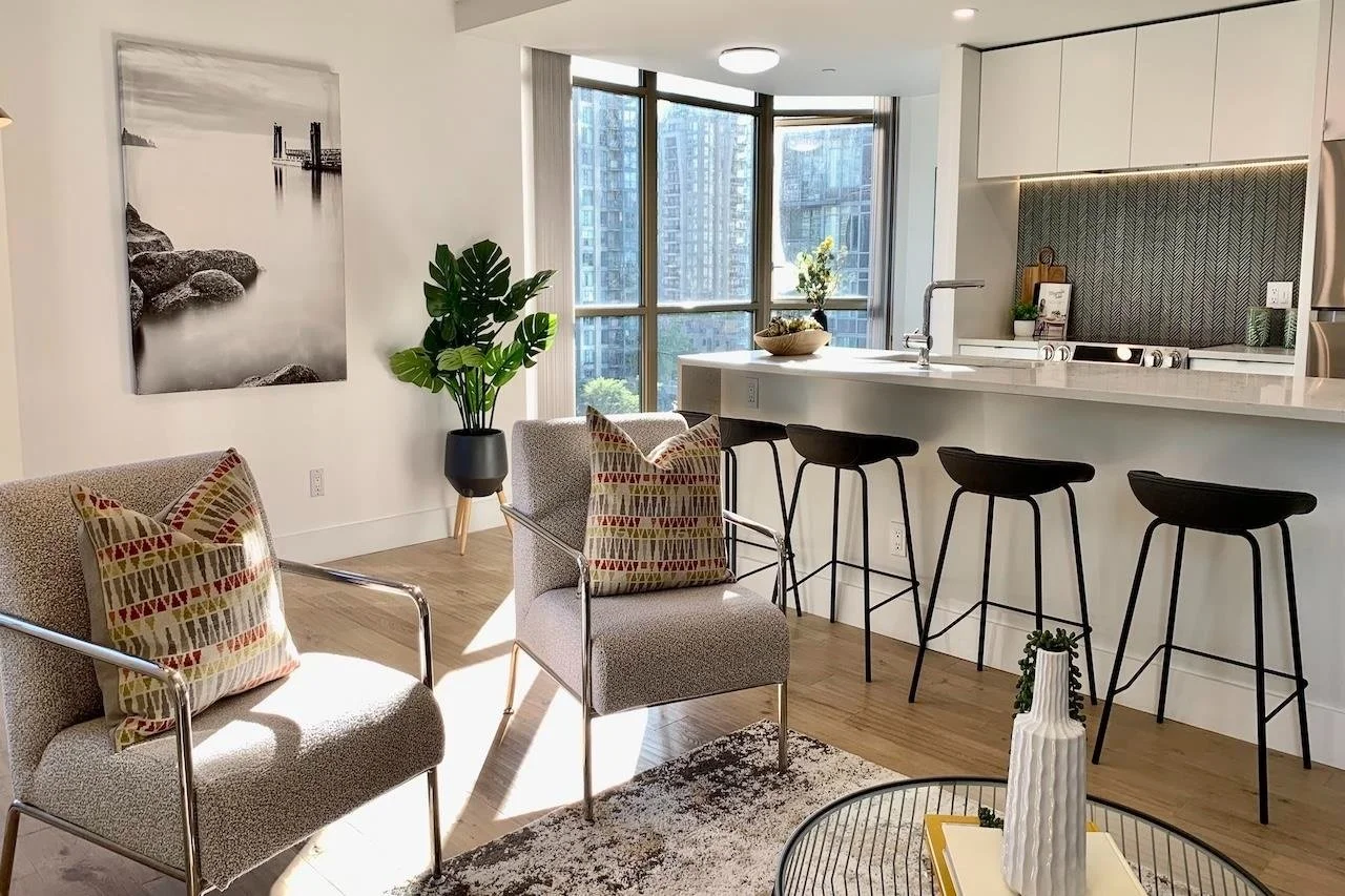 For Rent: 1003-867 Hamilton St, Vancouver
