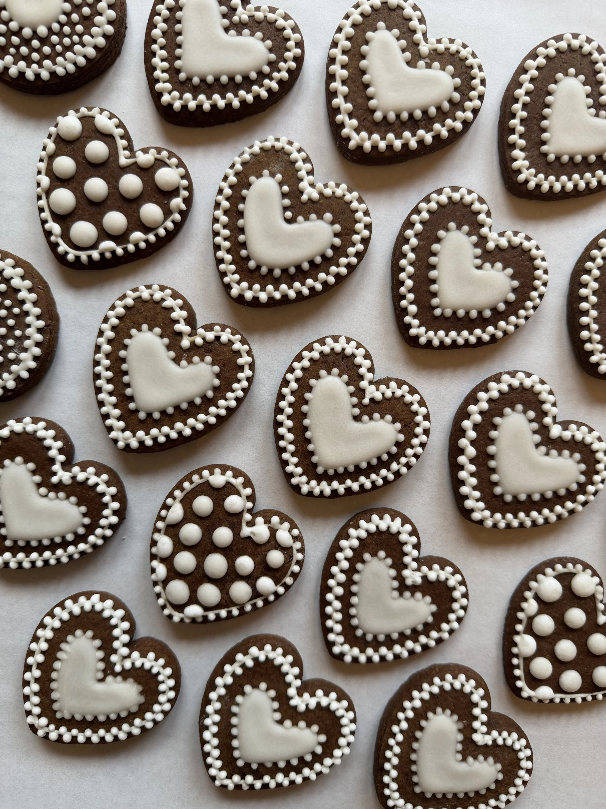 Classic &amp; Cozy Gingerbread Cookies that Go Beyond the Holidays
