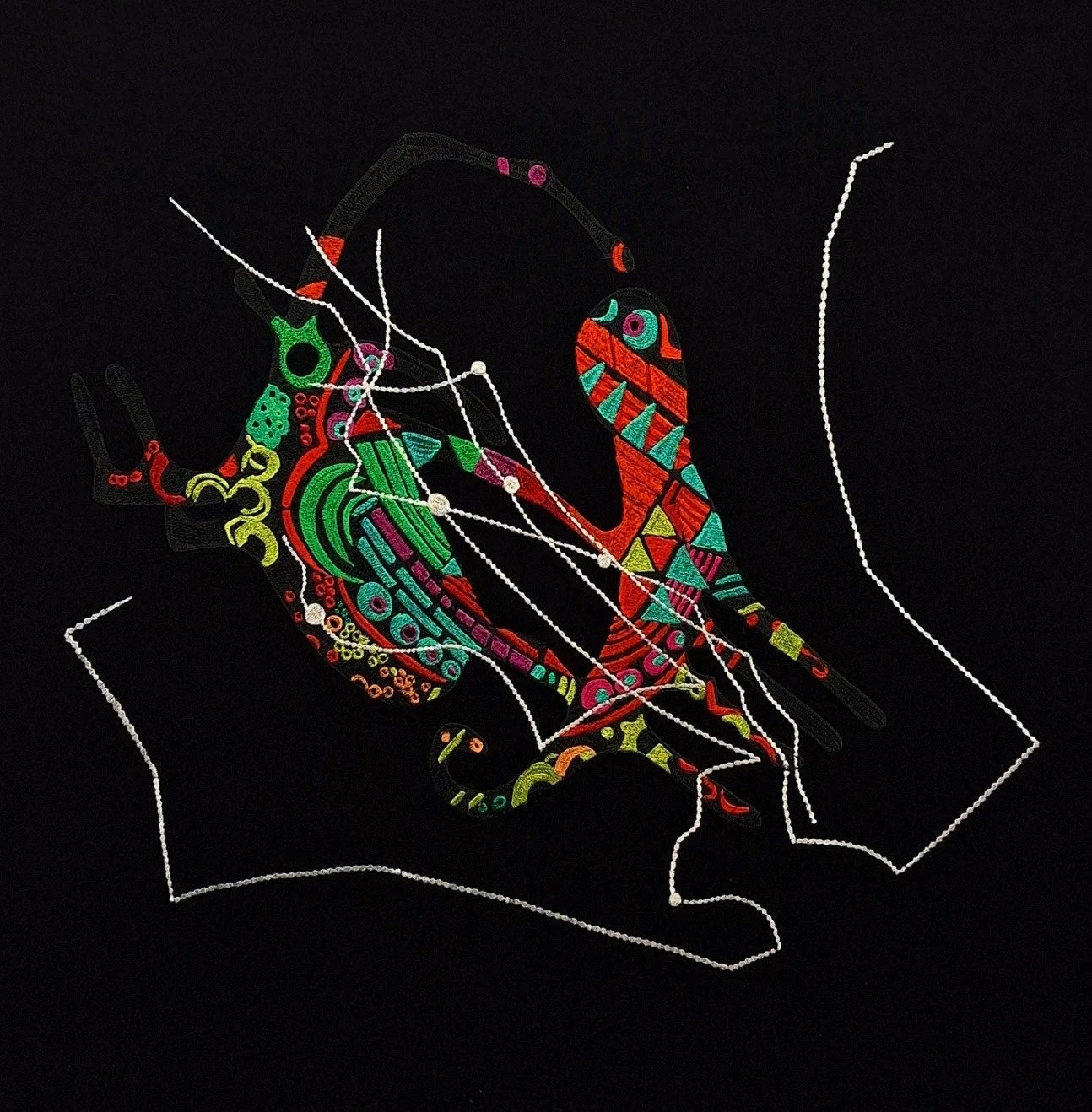 traiettorie 3, cotone e legno, 70x70x2,5, 2025.jfif