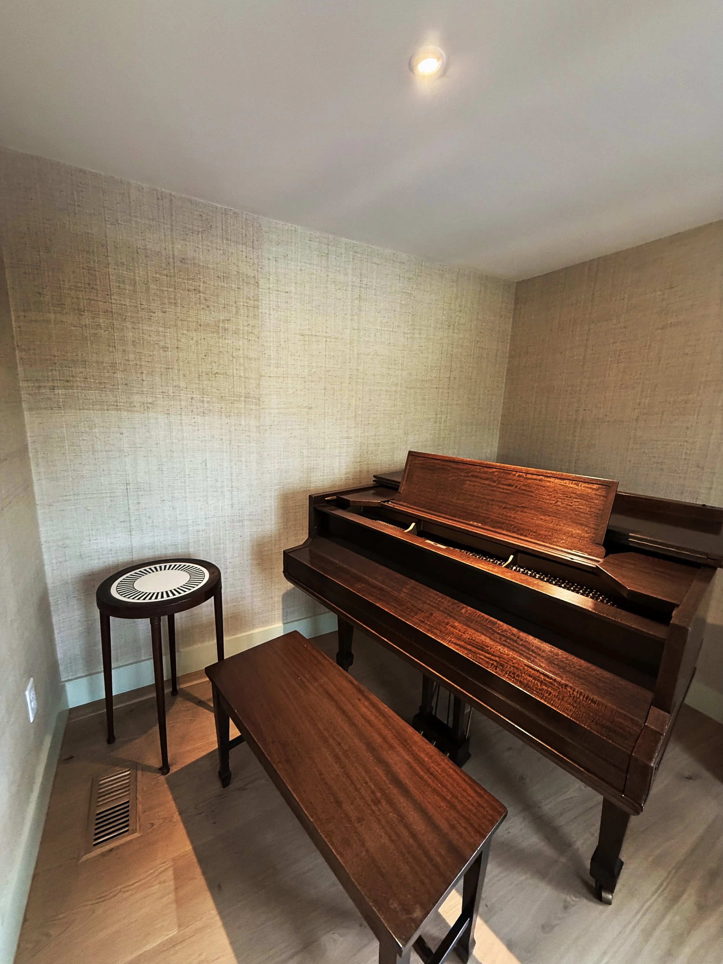 Piano.jpg