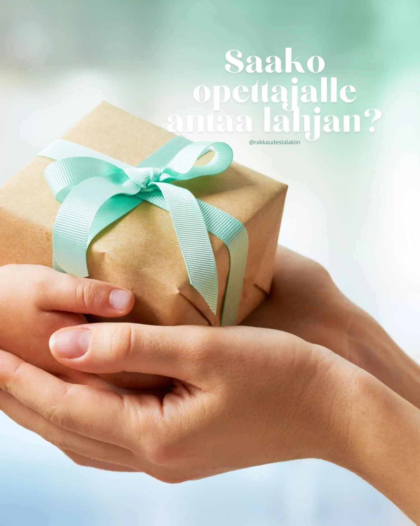 🌸Moni pohtiii koulujen p&auml;&auml;ttymisen hetkell&auml;, mit&auml; antaa lahjaksi opettajalle, ja saako lahjan antaa?🌸

Keskustelu lahjojen antamiseen liittyy sen sallittavuuden osalta lahjontaan. Lahja ja lahjus tarkoittavat eri asioita.

🌸 la