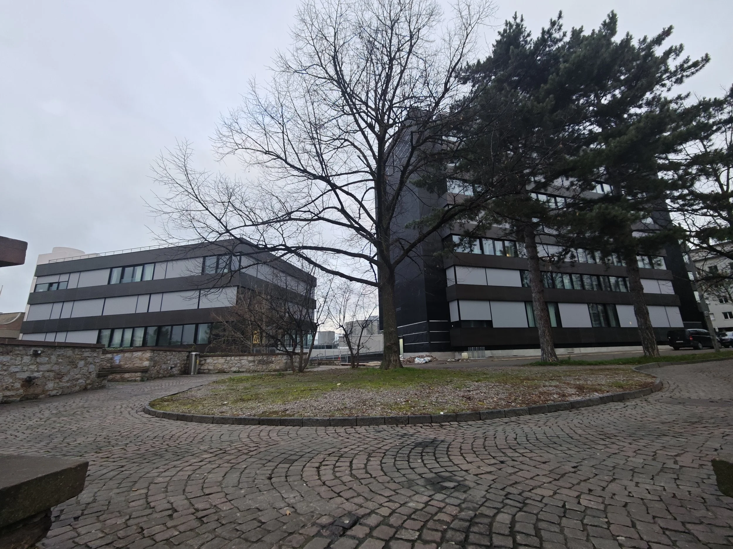 AXA Basel ehemaliges Swisscom Gebäude