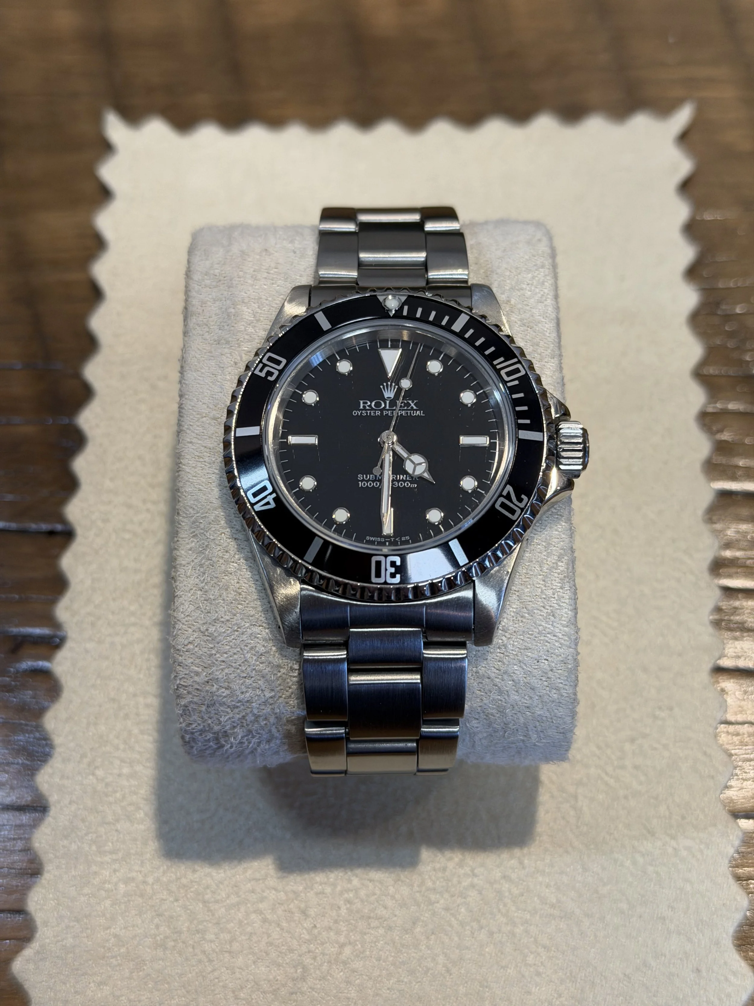 Rolex No-Date Submariner 40MM 14060