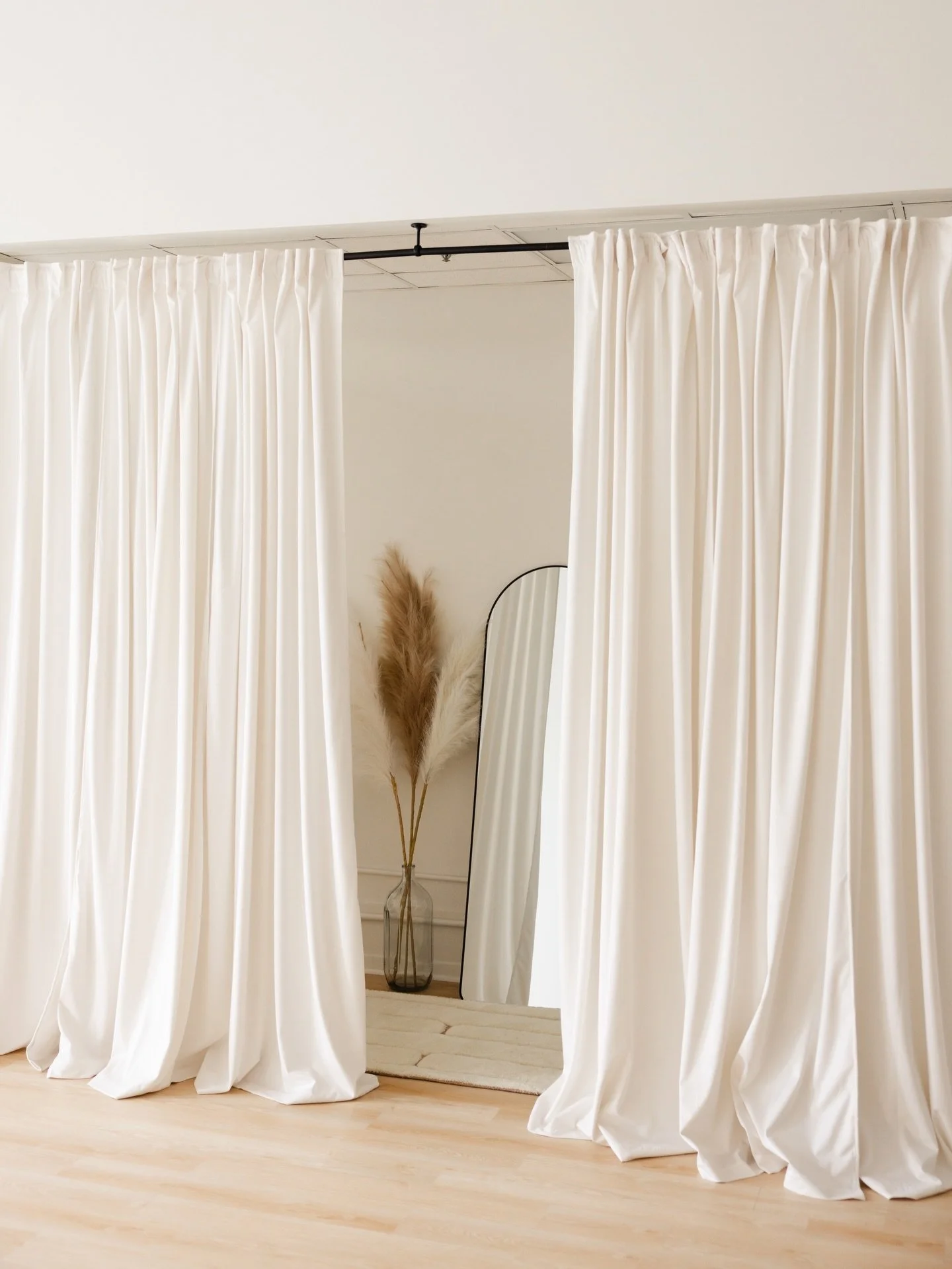 Our fitting room is complete and she doubles as a velvet drape backdrop. Ugh she&rsquo;s gorgeous ✨