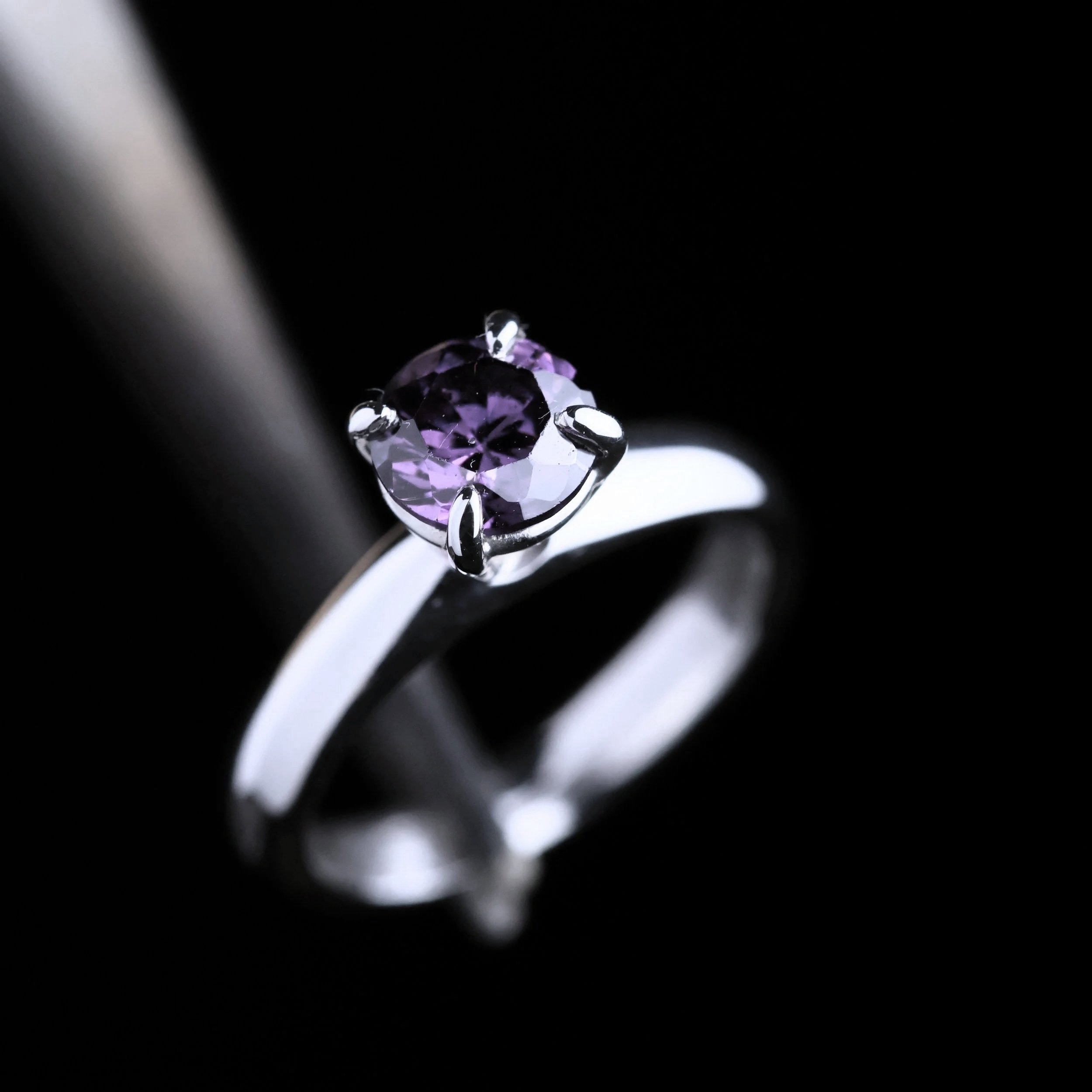 Eleganter Ring mit Amethyst 