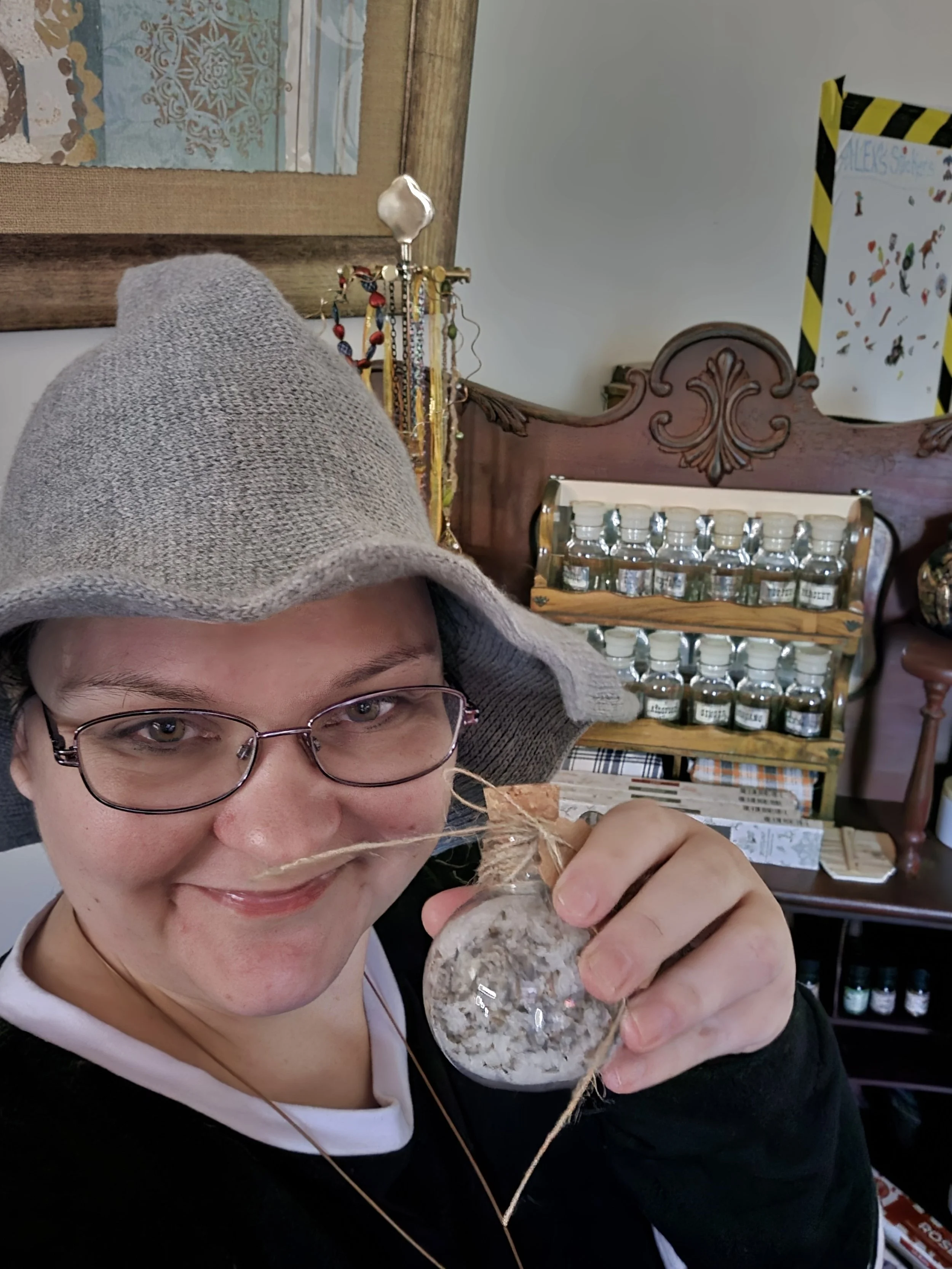 Small Plastic Bath Potions