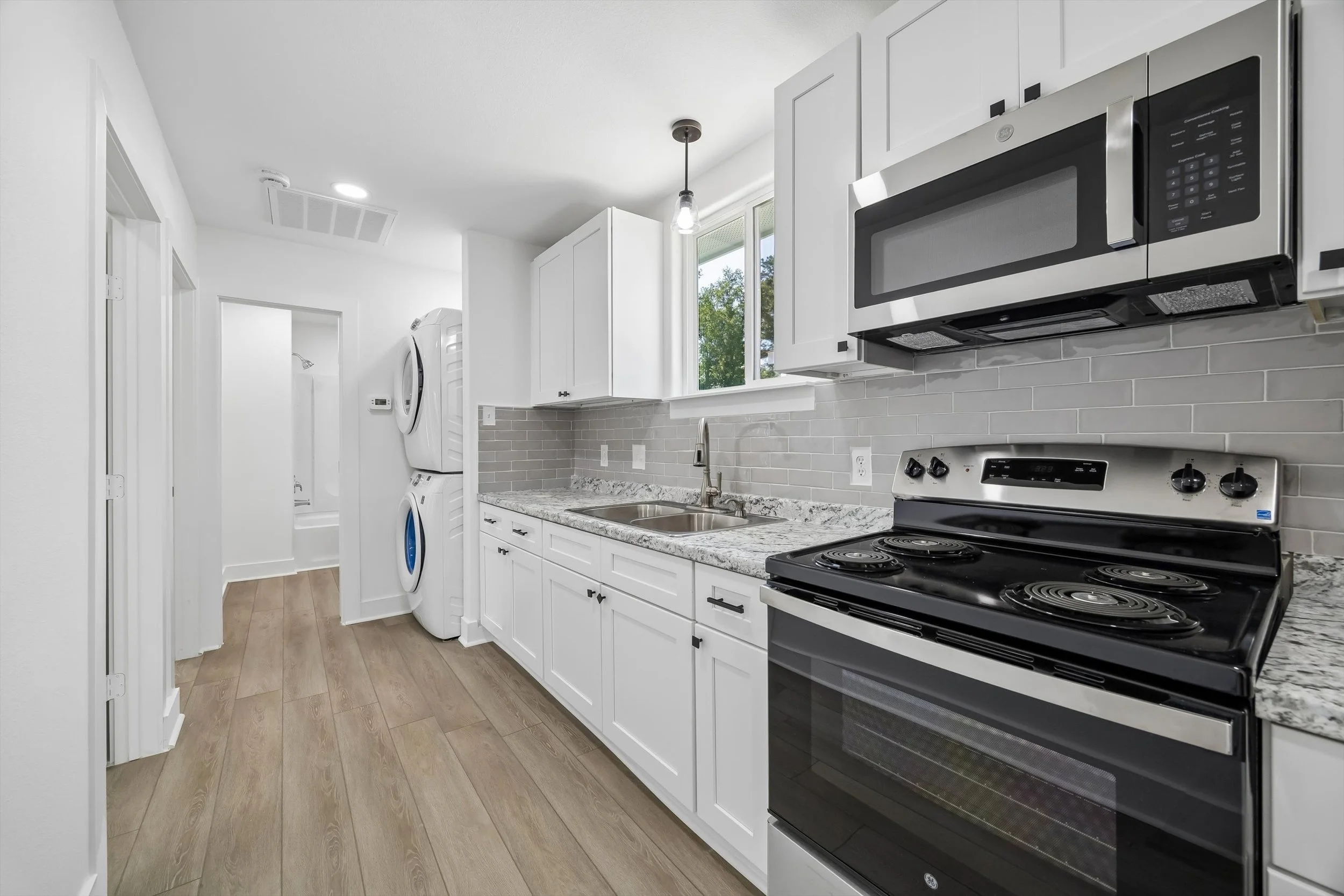 14-E Community Dr 22837 IMG 14.jpg