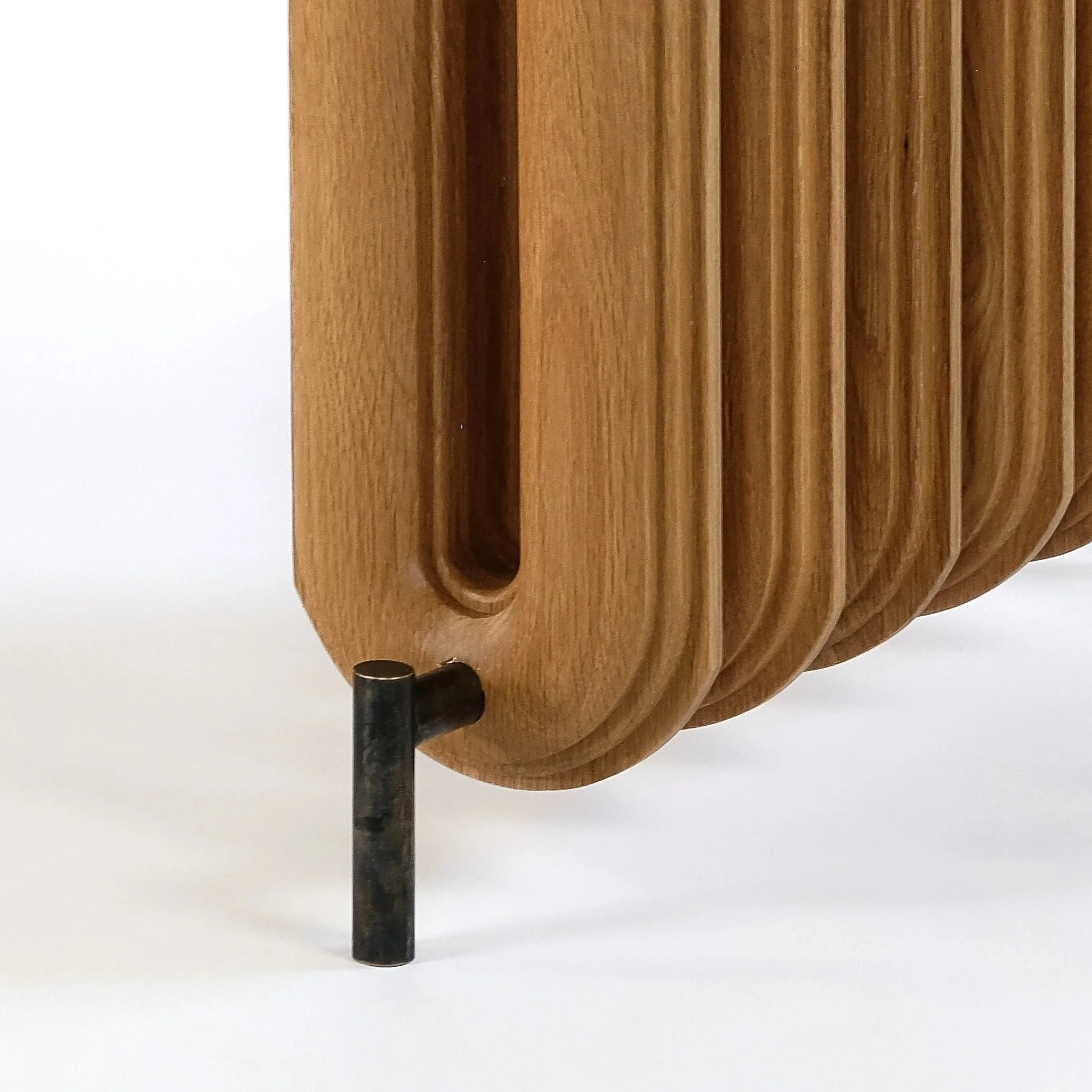 radiatordetail3a.jpg