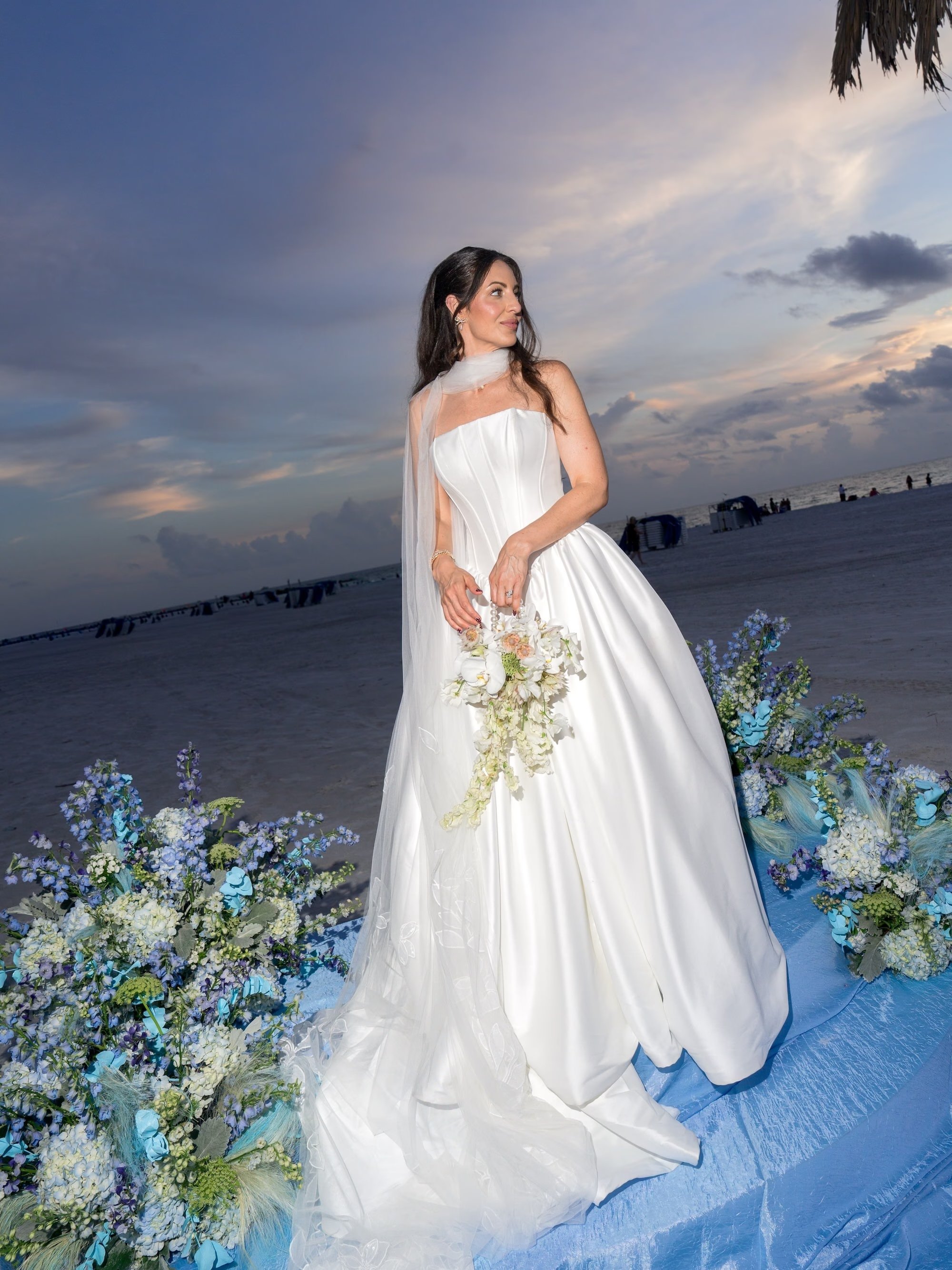 13Vibrant-Coastal-Florida-Wedding-Inspiration.jpg