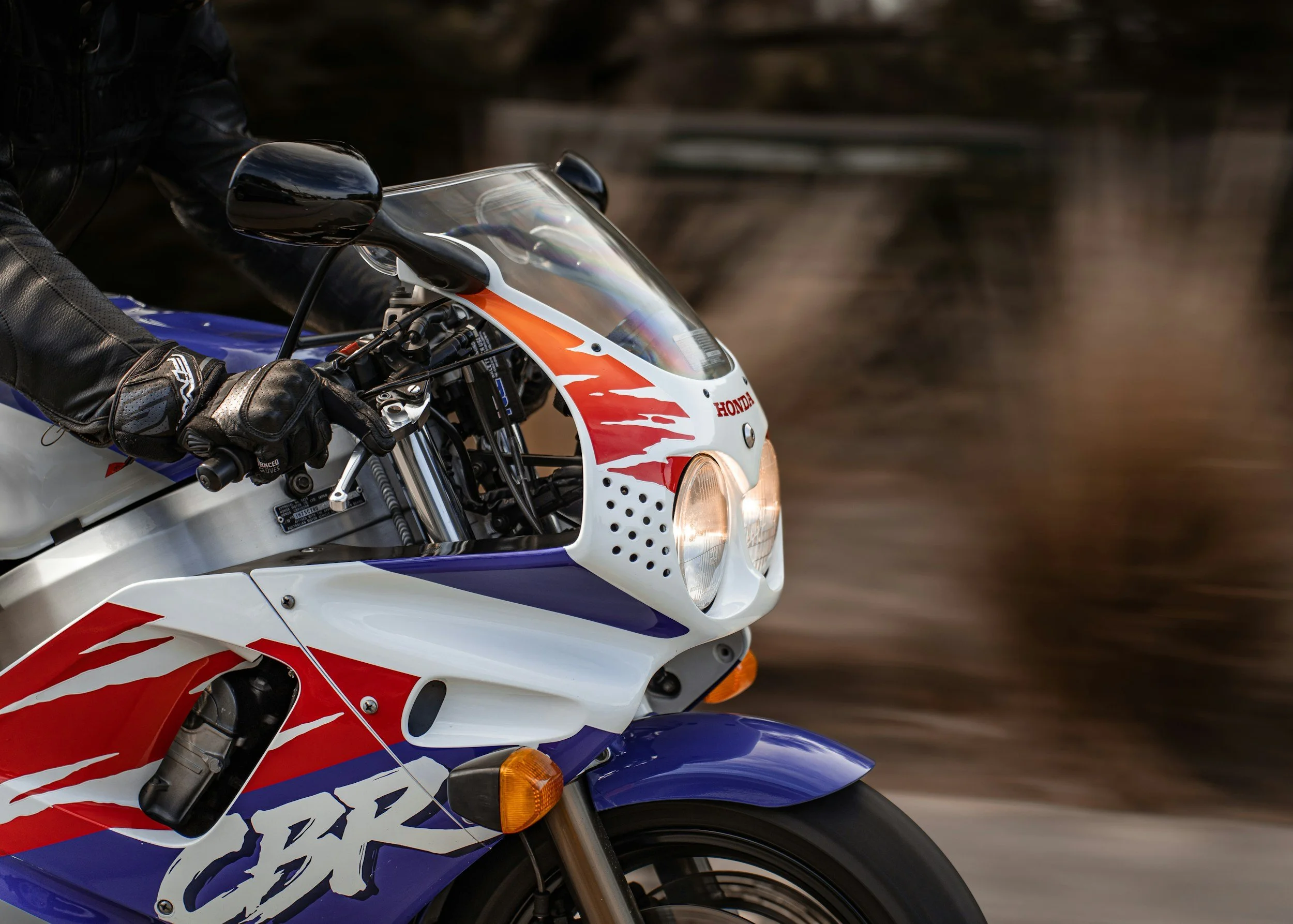 1994 Honda Fireblade: The Sportbike That Redefined the Class