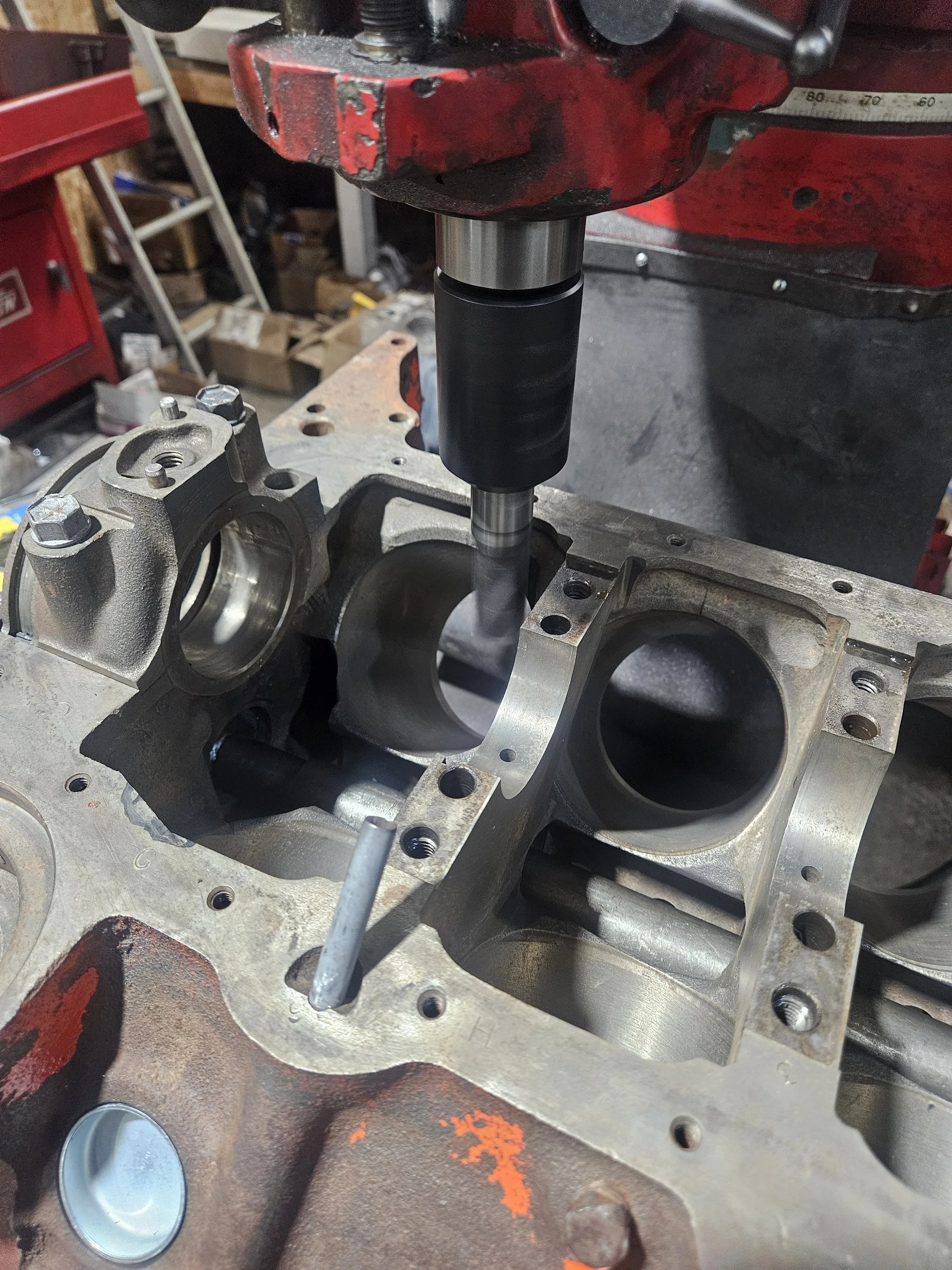 CUSTOM MACHINING