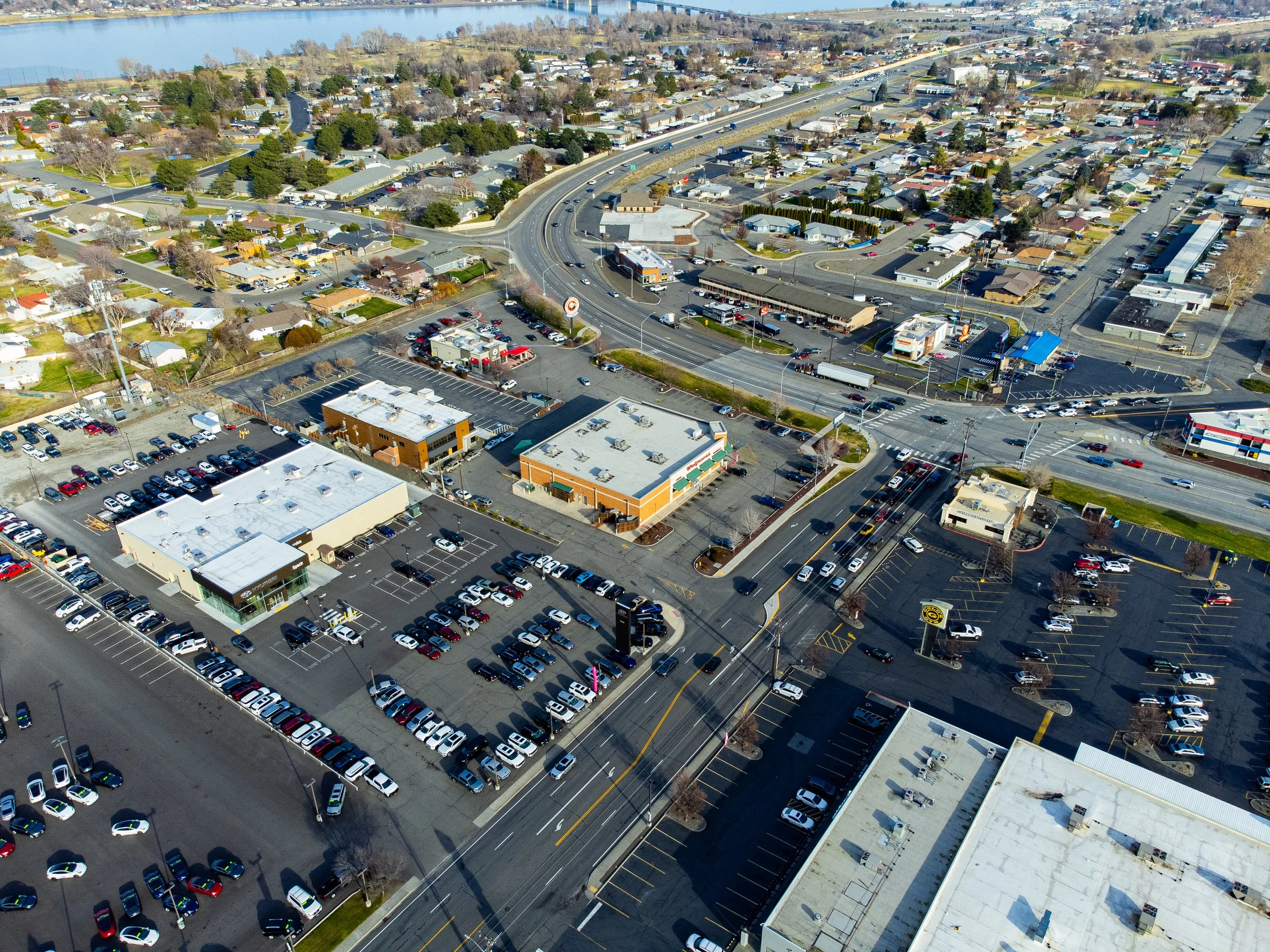 Property_2800-West-Clearwater-Ave-Kennewick-WA-99336_Aerial-photo-20.jpg