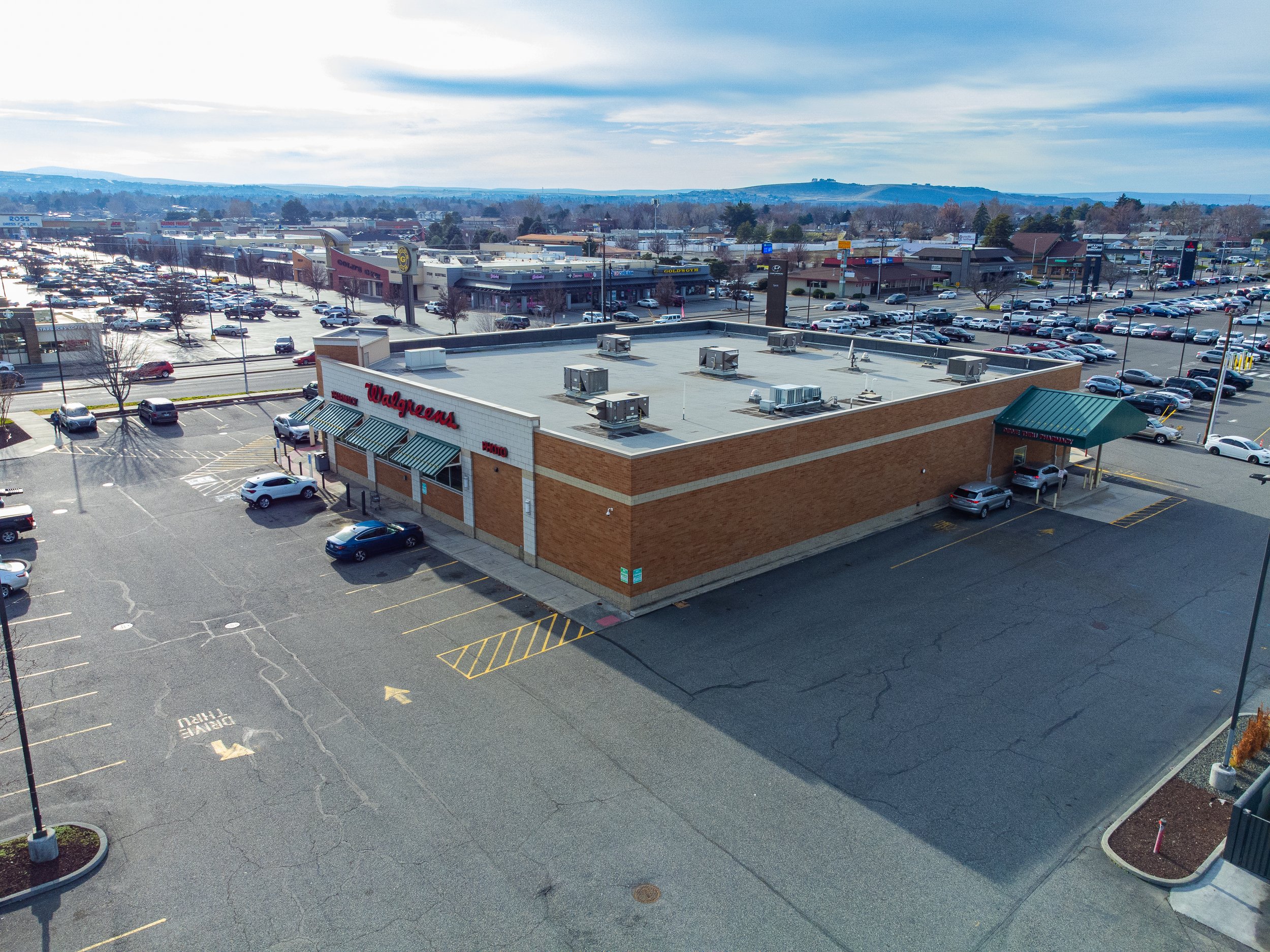 Property_2800-West-Clearwater-Ave-Kennewick-WA-99336_Aerial-photo-78.jpg
