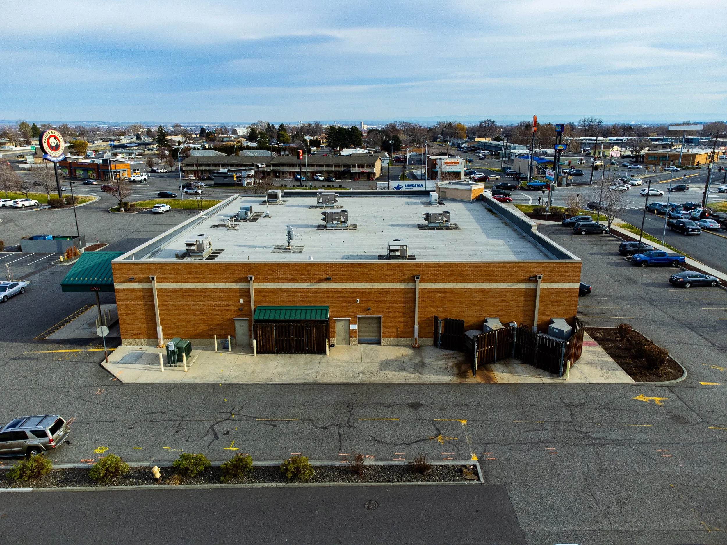 Property_2800-West-Clearwater-Ave-Kennewick-WA-99336_Aerial-photo-73.jpg