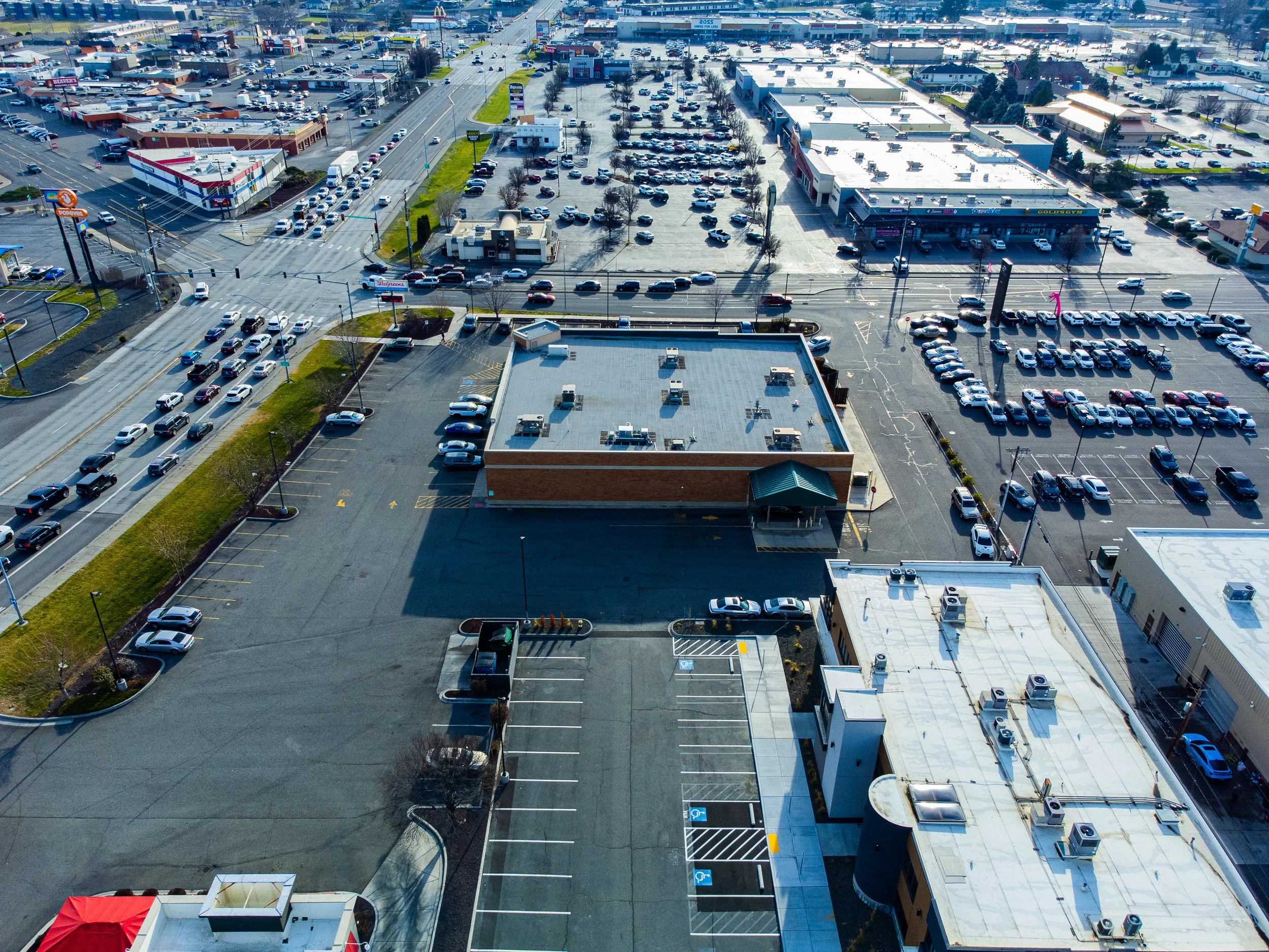 Property_2800-West-Clearwater-Ave-Kennewick-WA-99336_Aerial-photo-42.jpg