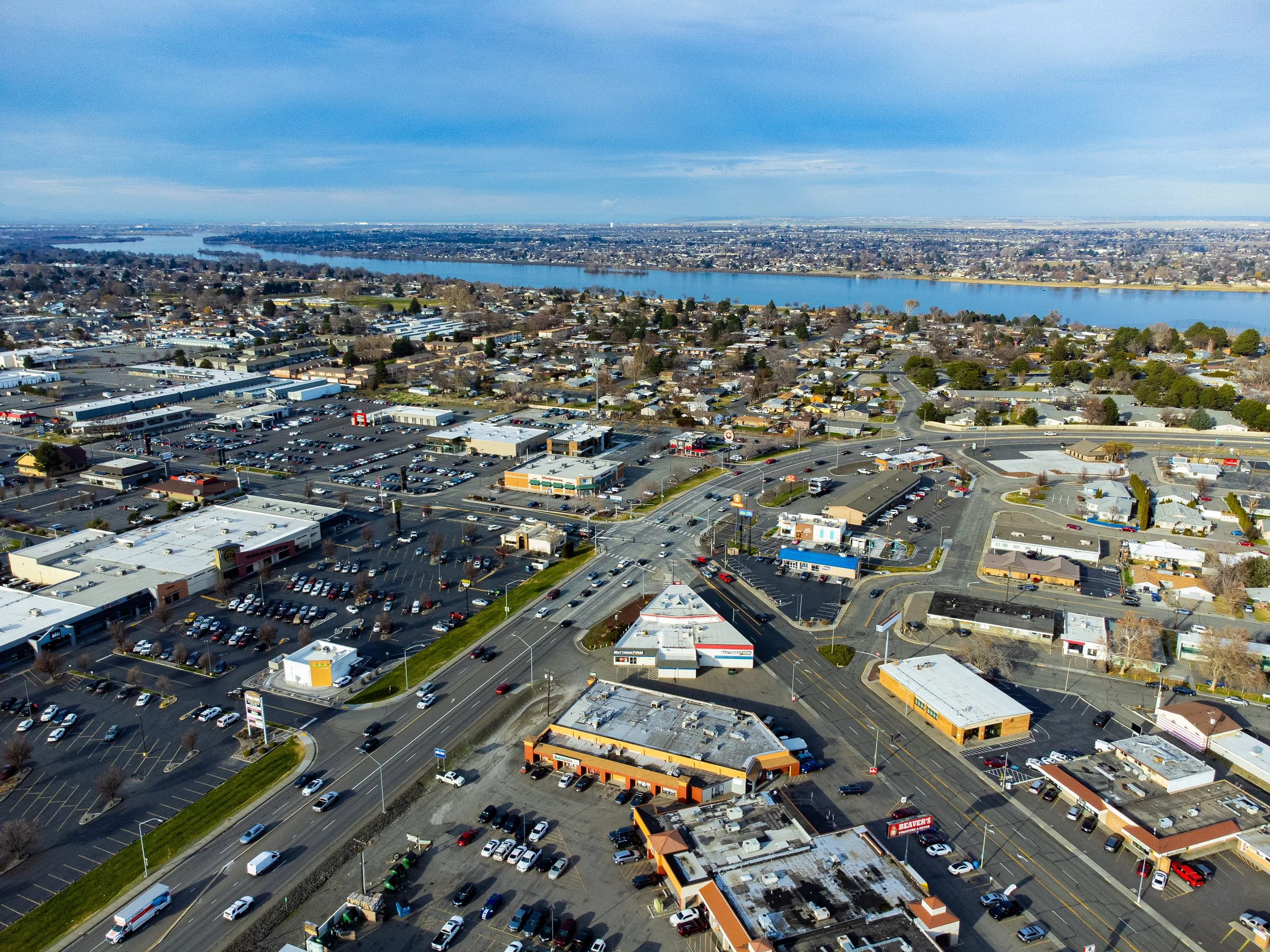 Property_2800-West-Clearwater-Ave-Kennewick-WA-99336_Aerial-photo-18.jpg