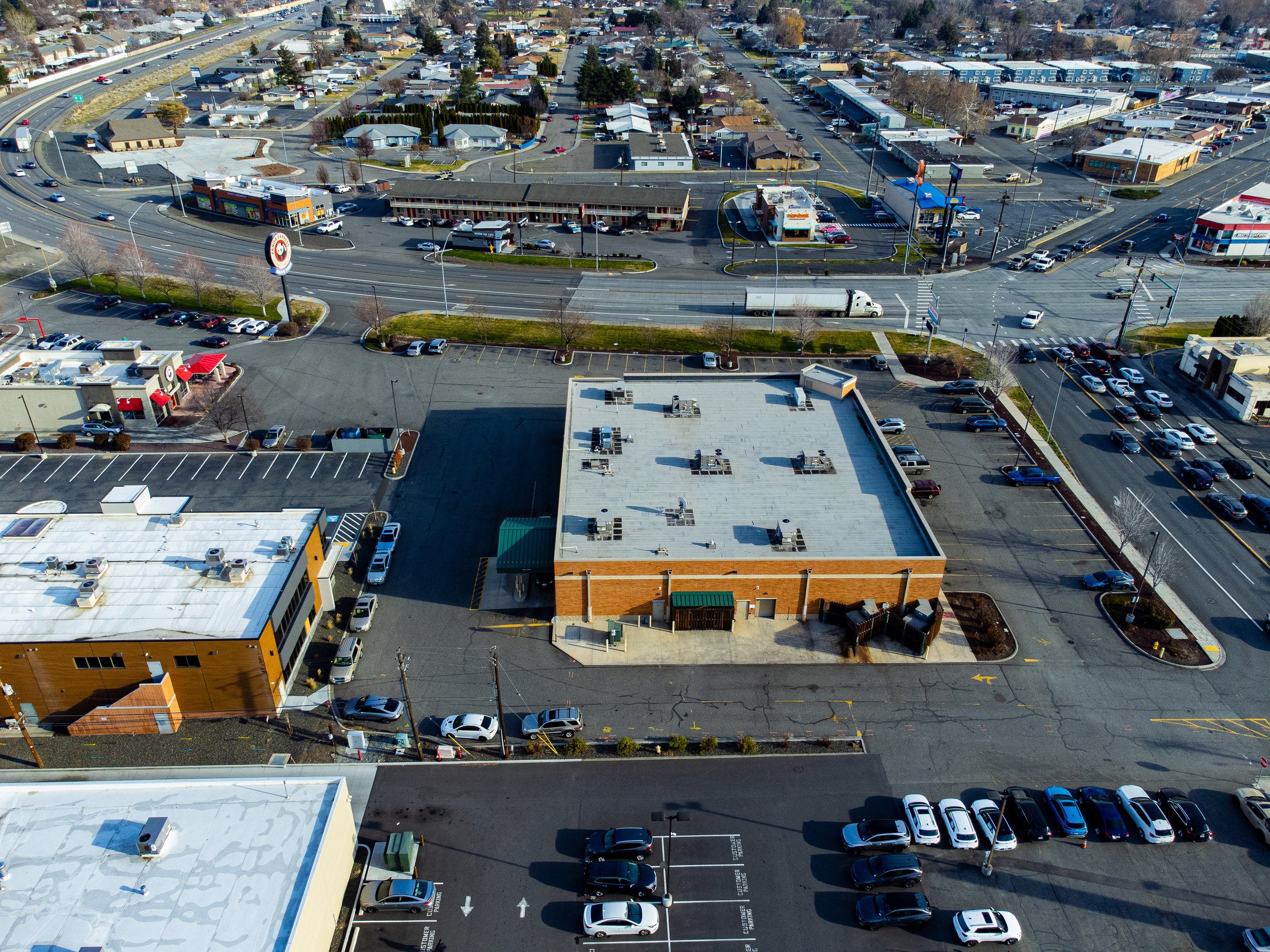 Property_2800-West-Clearwater-Ave-Kennewick-WA-99336_Aerial-photo-39.jpg