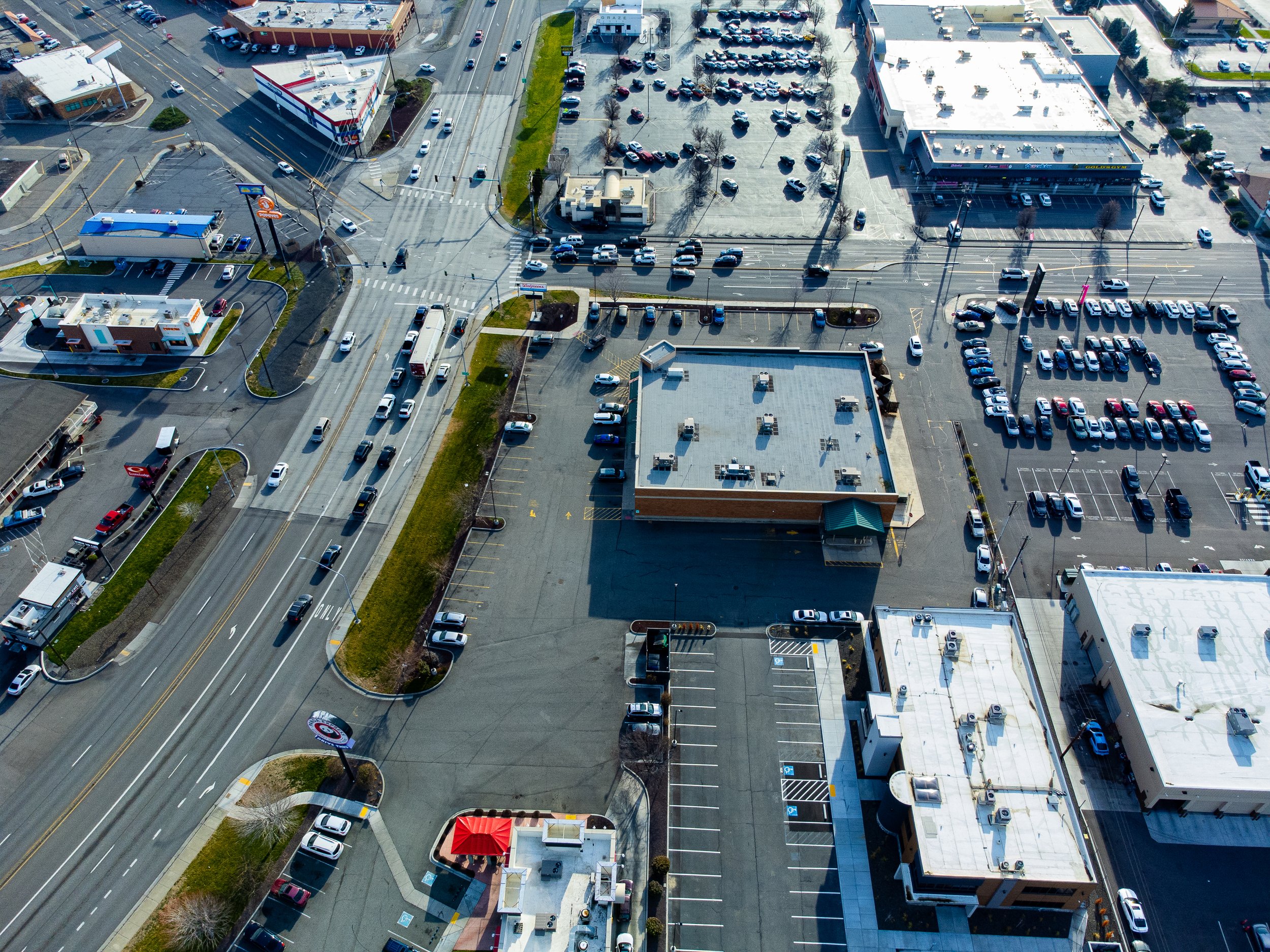 Property_2800-West-Clearwater-Ave-Kennewick-WA-99336_Aerial-photo-31.jpg