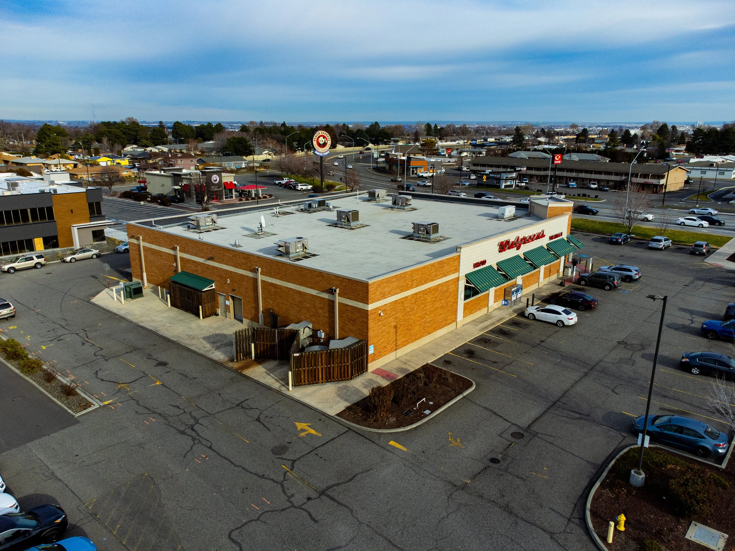 Property_2800-West-Clearwater-Ave-Kennewick-WA-99336_Aerial-photo-71.jpg