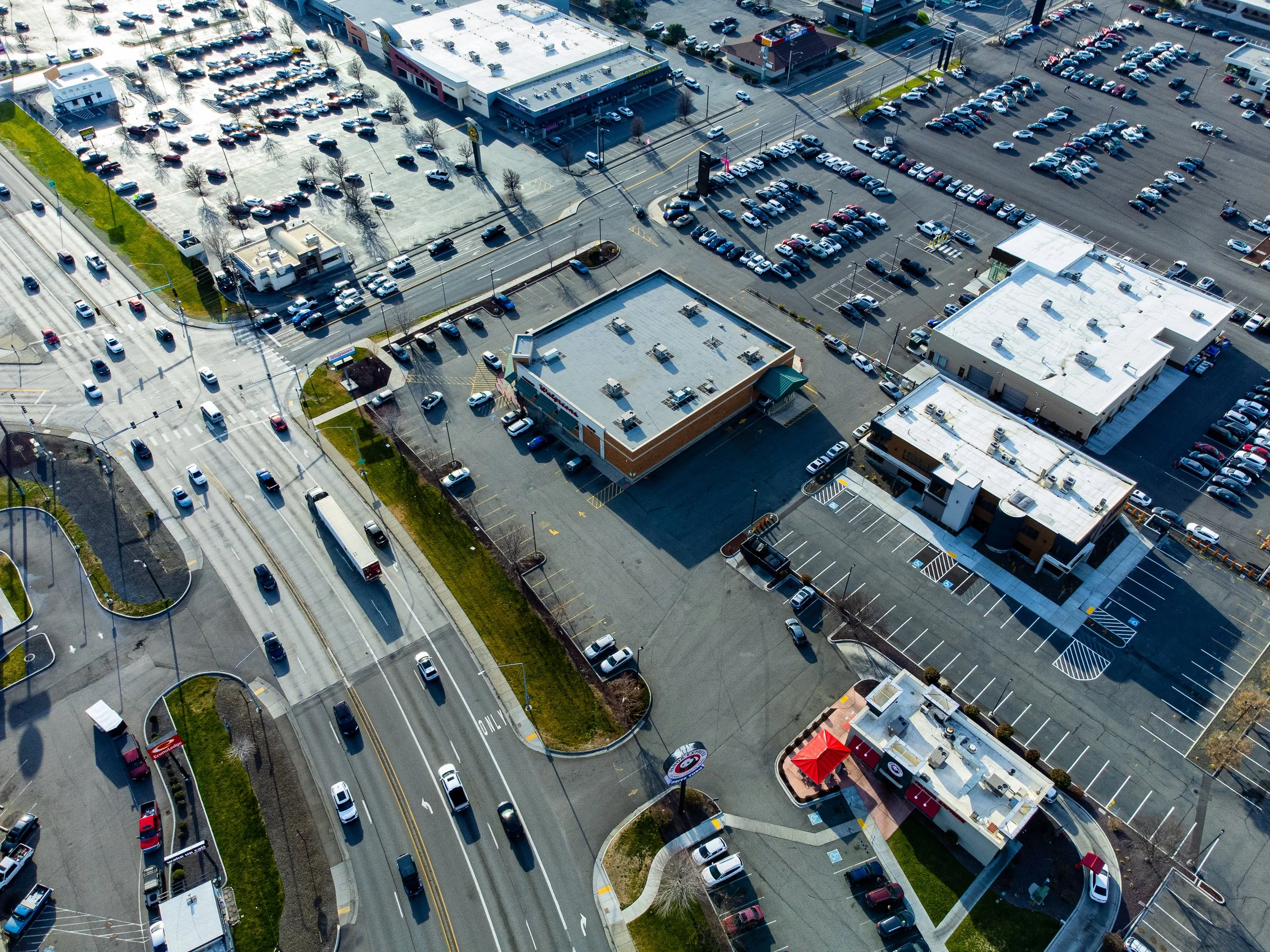 Property_2800-West-Clearwater-Ave-Kennewick-WA-99336_Aerial-photo-32.jpg