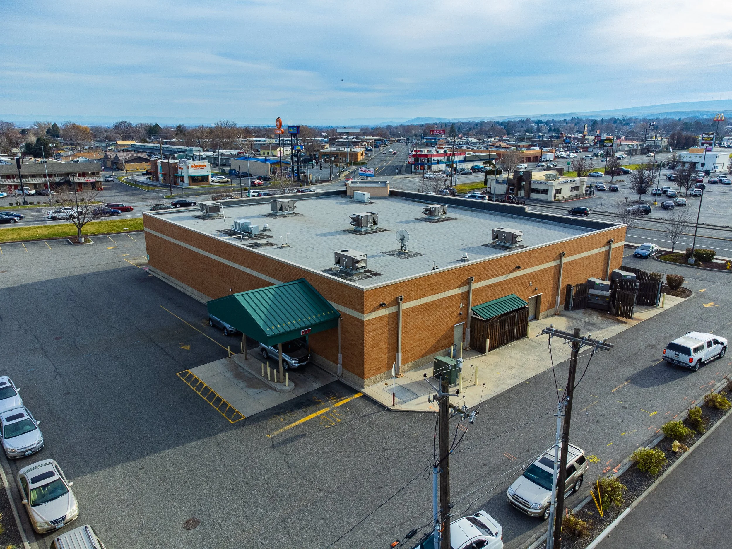 Property_2800-West-Clearwater-Ave-Kennewick-WA-99336_Aerial-photo-75.jpg