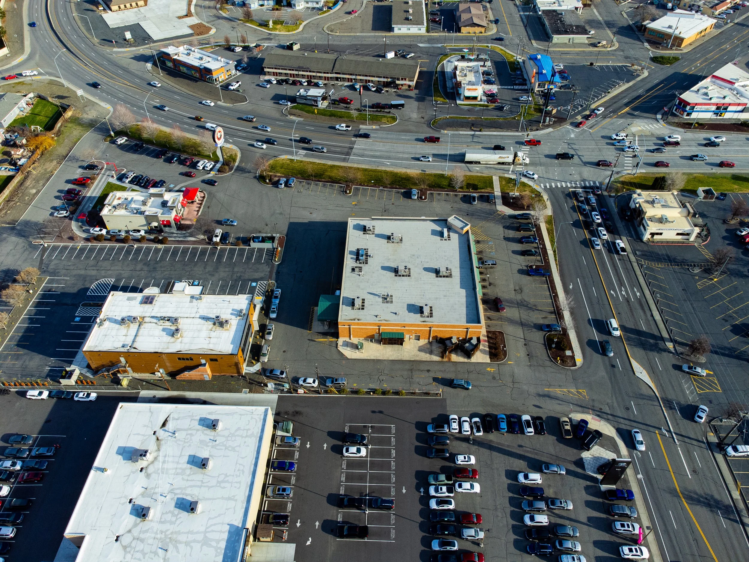 Property_2800-West-Clearwater-Ave-Kennewick-WA-99336_Aerial-photo-29.jpg