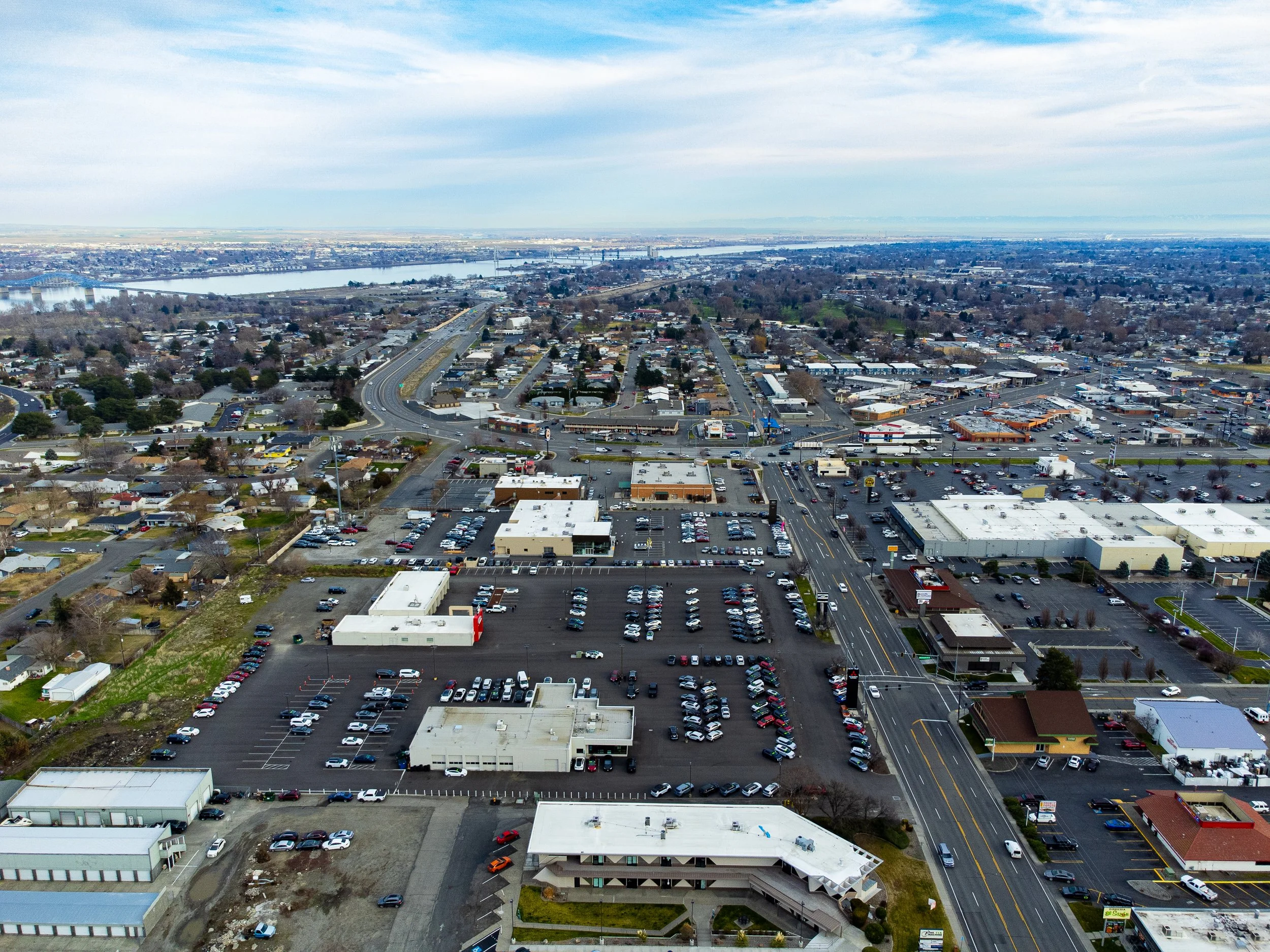 Property_2800-West-Clearwater-Ave-Kennewick-WA-99336_Aerial-photo-06.jpg