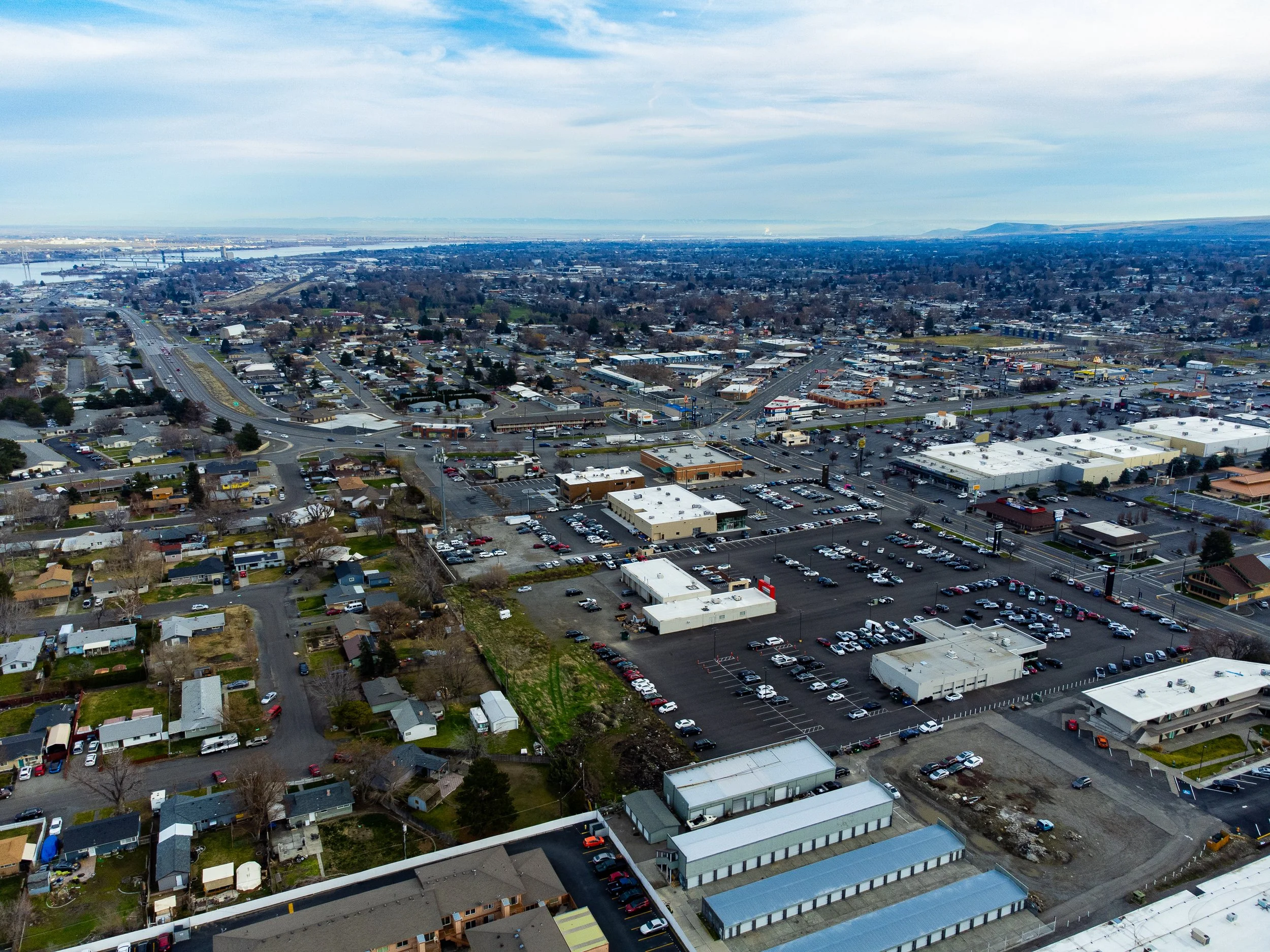 Property_2800-West-Clearwater-Ave-Kennewick-WA-99336_Aerial-photo-07.jpg