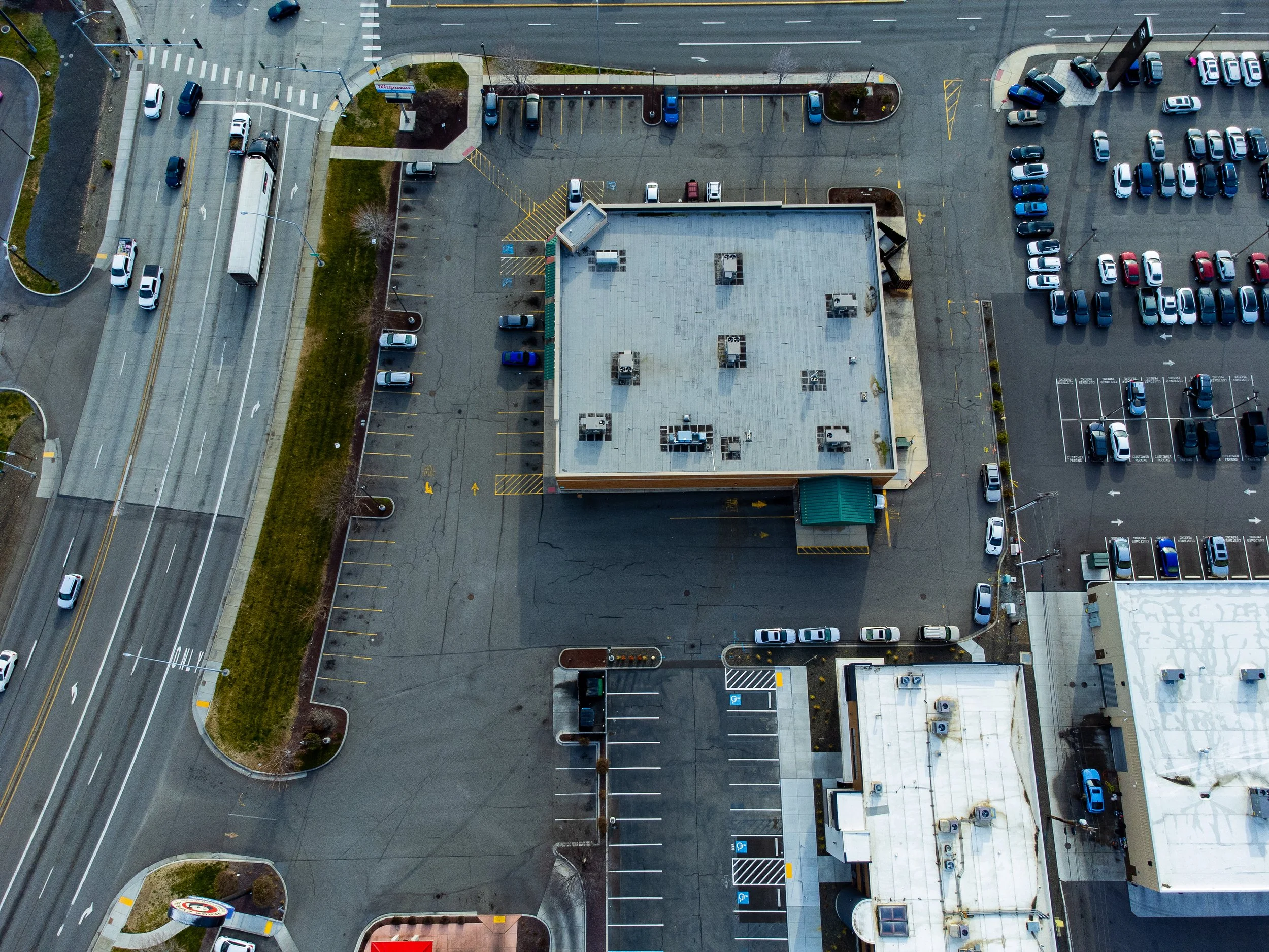Property_2800-West-Clearwater-Ave-Kennewick-WA-99336_Aerial-photo-48.jpg