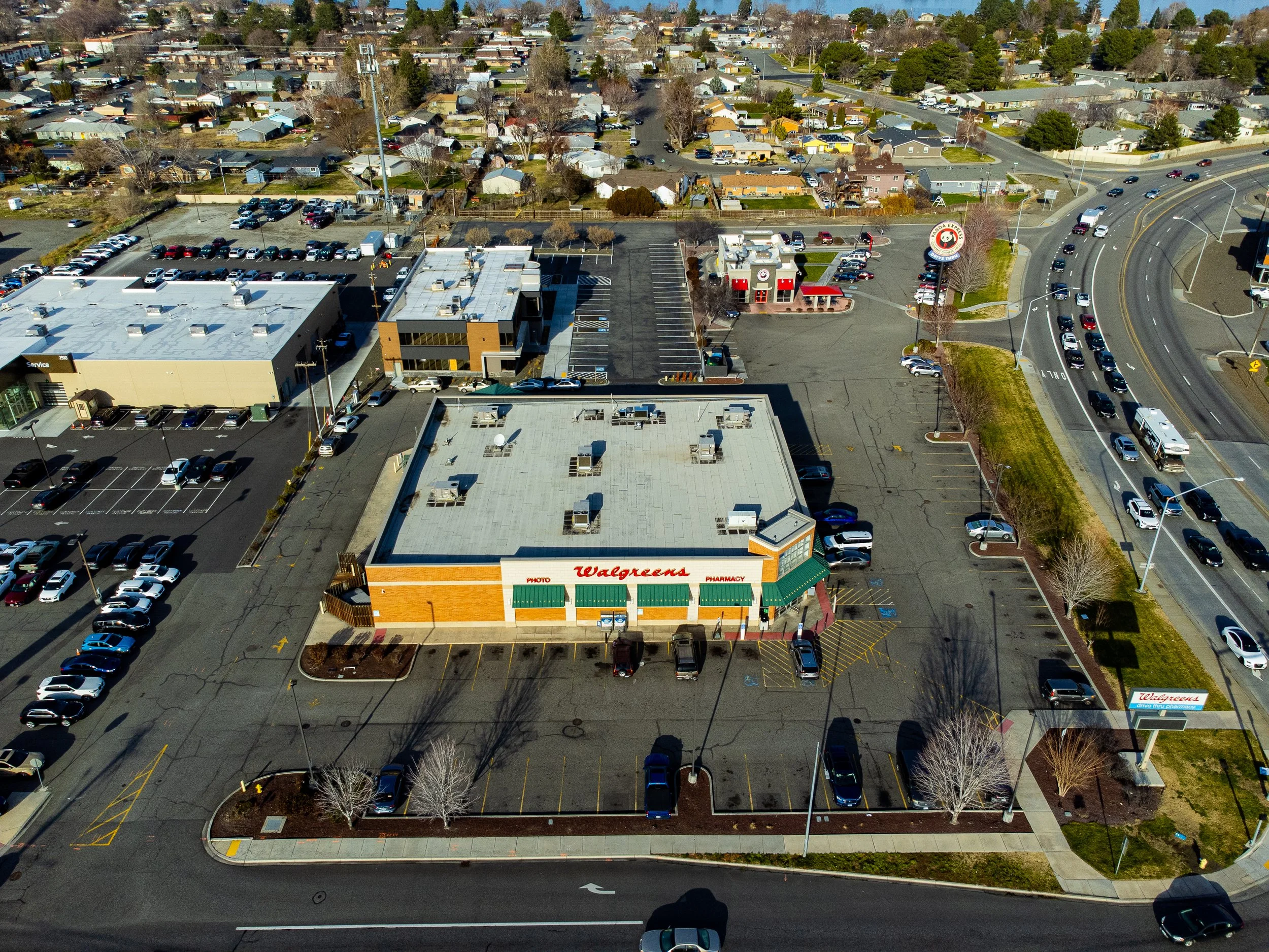 Property_2800-West-Clearwater-Ave-Kennewick-WA-99336_Aerial-photo-36.jpg