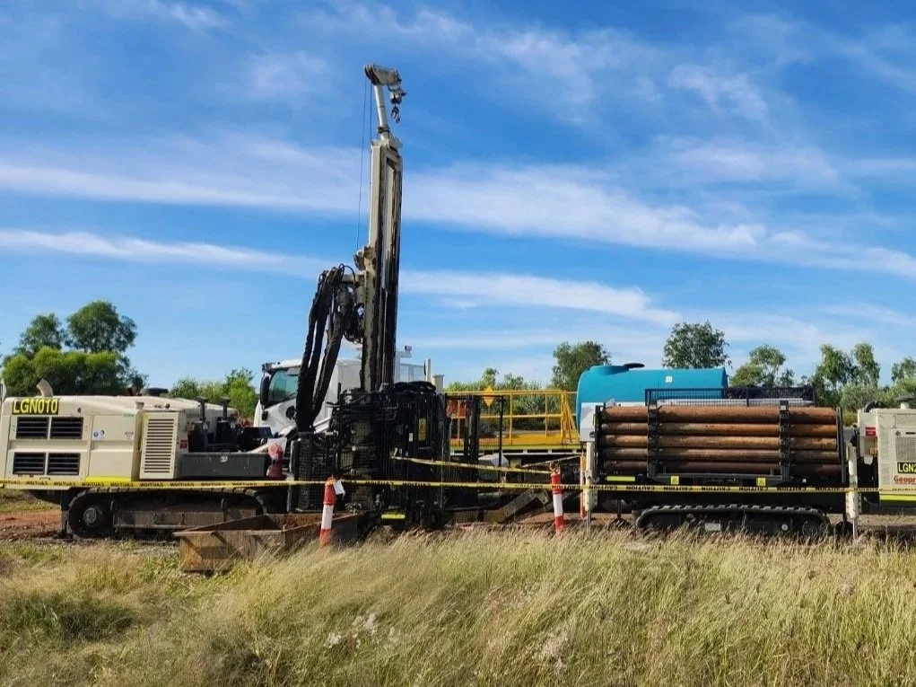 Pioneering Hands-Free Rod Handling: