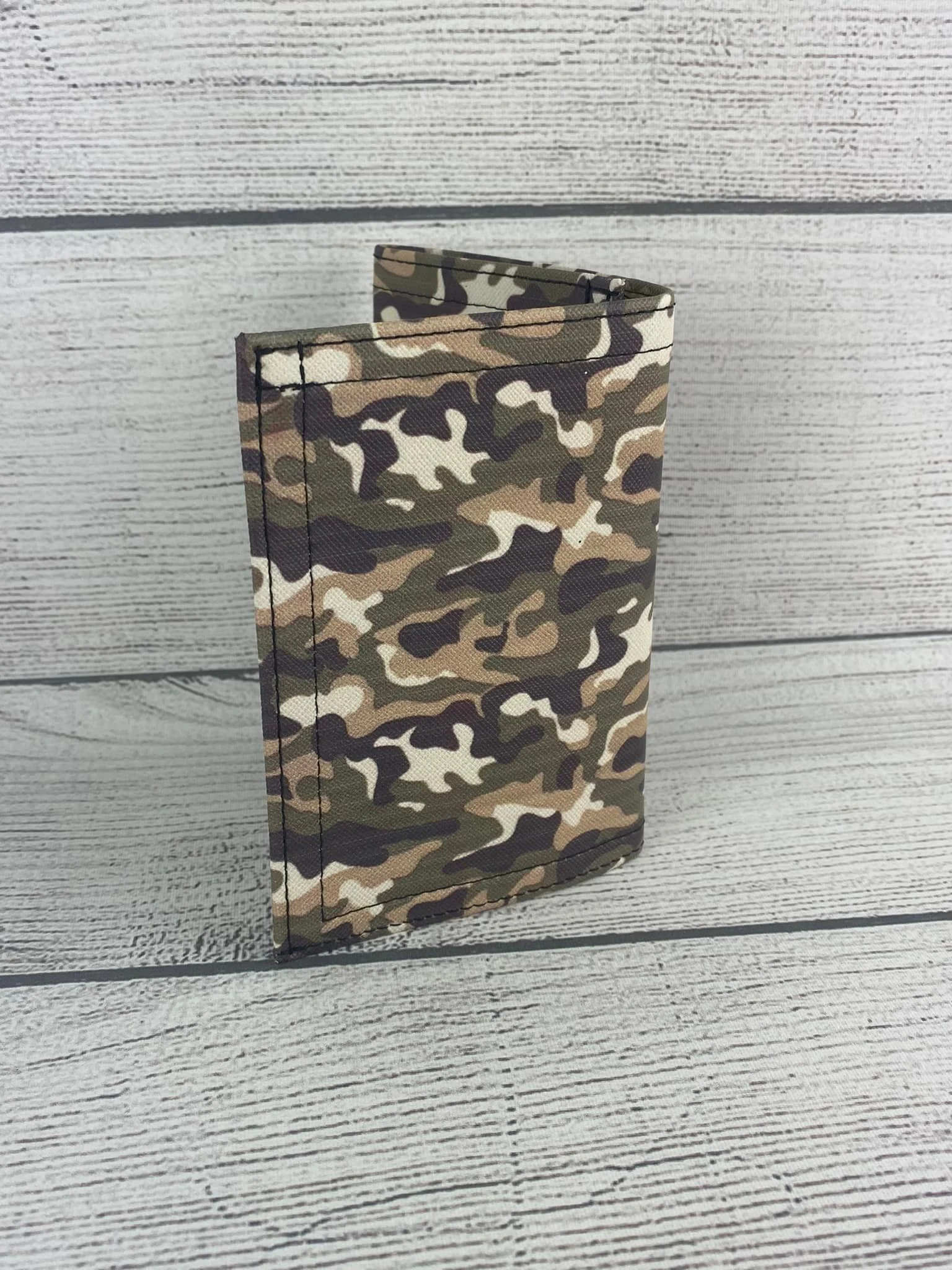 Men's Tri-Fold Wallet