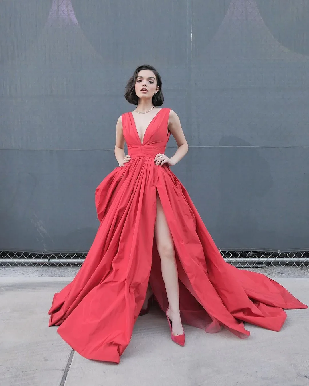 Rachel Zegler in Zhuhair Murad. Grammy Awards.