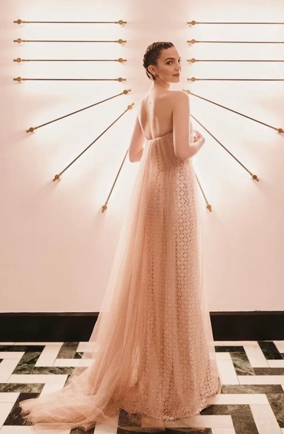 Ella Hunt in Armani Prive. Oscars.