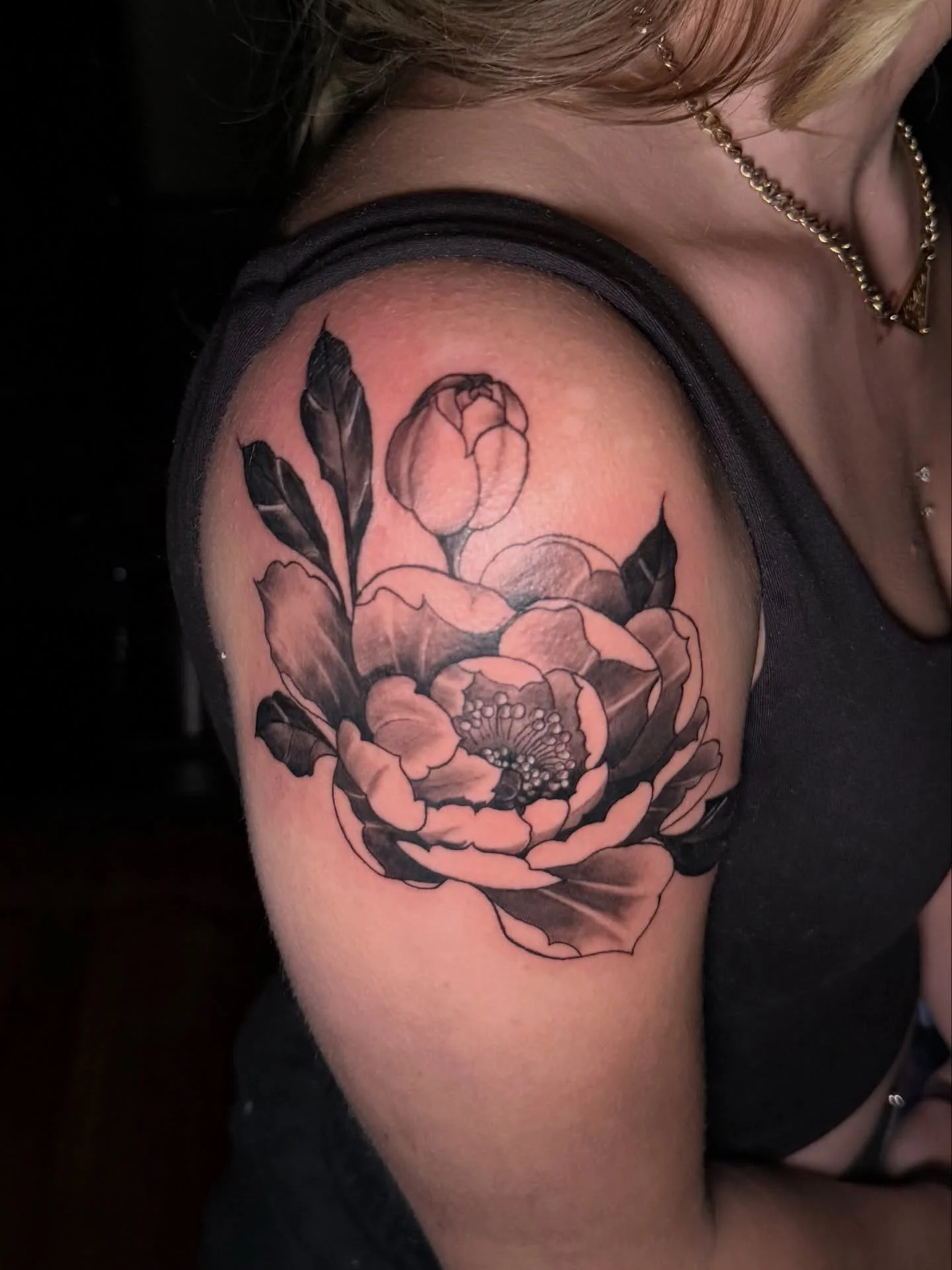 One of my favorite flowers I got to do and maybe the start to a floral sleeve!🎋

&bull;
&bull;
&bull;

#tattoo #tattoos #tattooart #tattooapprentice #apprentice tattooartist tattoodesign tattoostyle dark darkart ink inked inkedmag inkedlife inkedup 