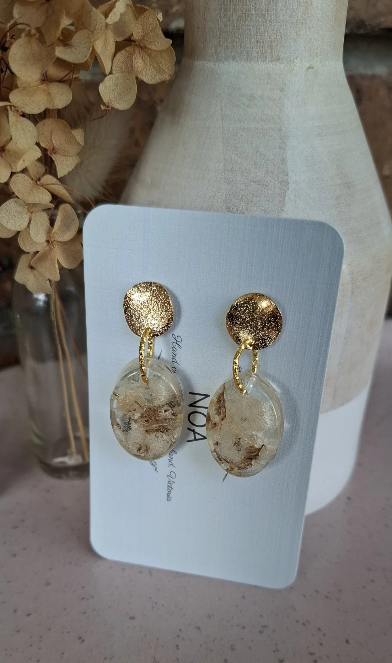 Botanical Resin Earrings - White oval