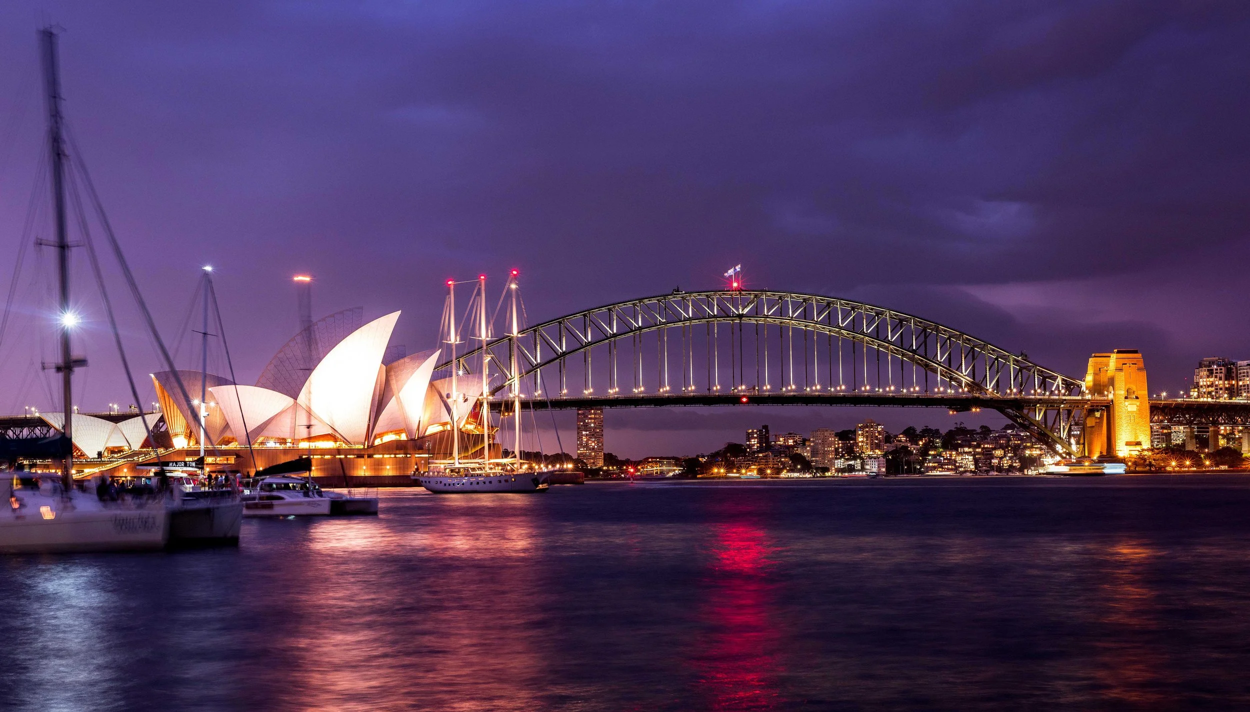 Sydney at night_23 Mar 2019 ver3.jpg