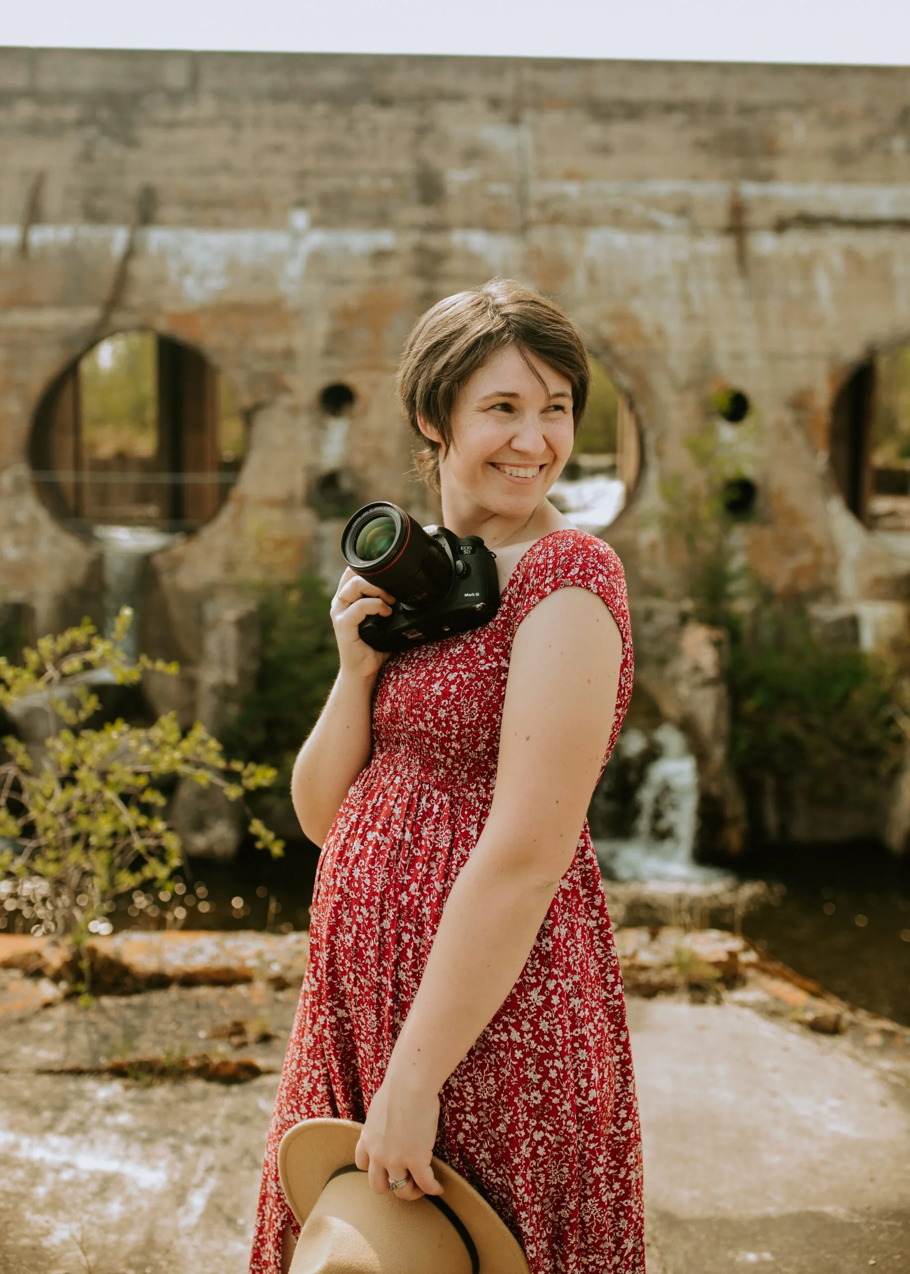 Marissa is the Founder and lead wedding and brand photographer at Marissa Naylor Photography. Since starting her business in 2015, Marissa has grown her personal brand through Marissa Naylor Photography priding herself on creating authentic, real con