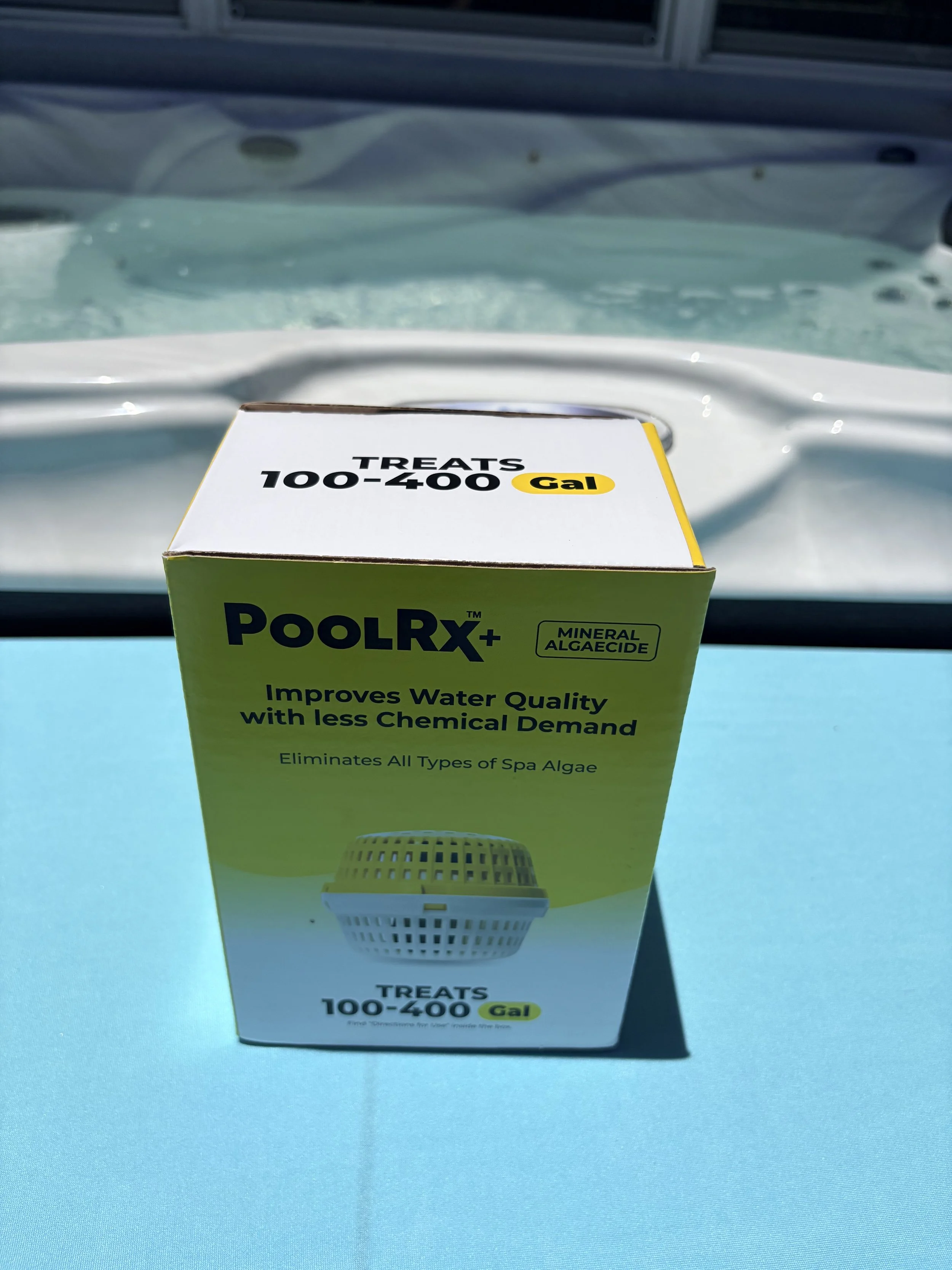 BOX OF MINERAL ALGAECIDE POOLRX