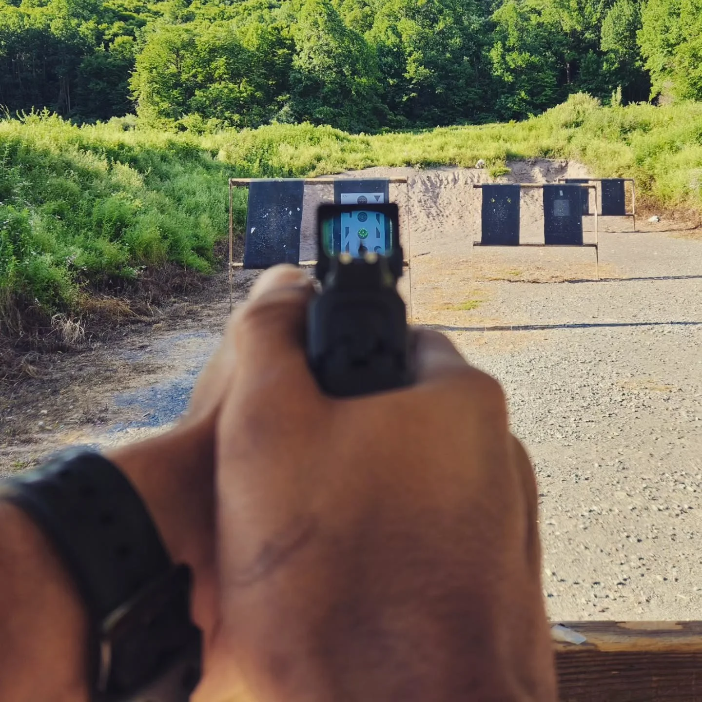 Doesn't matter what Optic you have on your weapon. The rule remains the same. Get effective shots on target as quickly as possible #cqb #fundamentals #beyondthethreshold #firearms #Smithandwesson