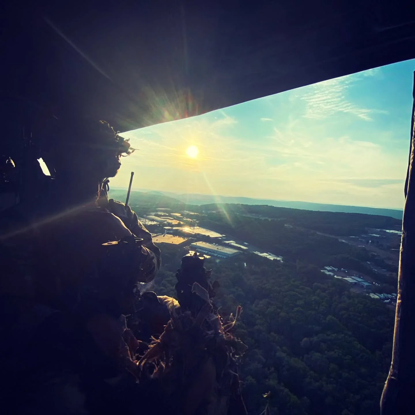 Training doesn't stop when you get off the range. You should strive to be the best you can be, every single day.

Happy Monday

Photo credit @ethan.dunn_
#beyondthethreshold #professionaldevelopment #military #army #civiliantraining